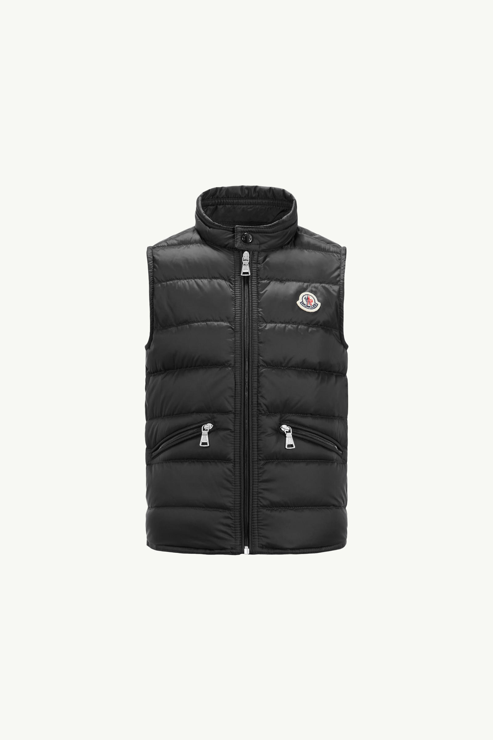 https://moncler-cdn.thron.com/api/v1/content-delivery/shares/dpx6uv/contents/K19541A00052597YF999_F/image/K19541A00052597YF999_F