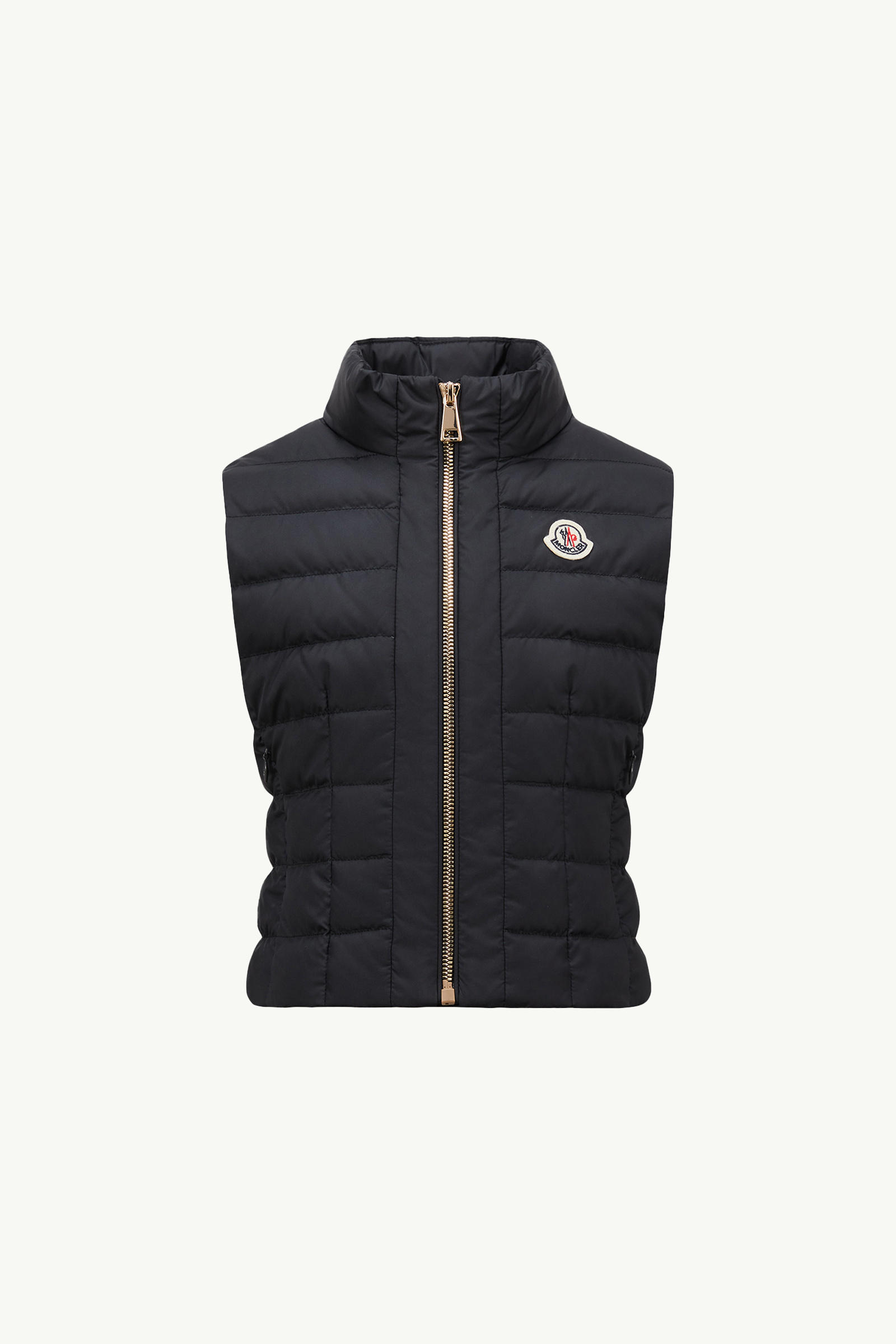 https://moncler-cdn.thron.com/api/v1/content-delivery/shares/dpx6uv/contents/K19541A0006954AQE779_F/image/K19541A0006954AQE779_F