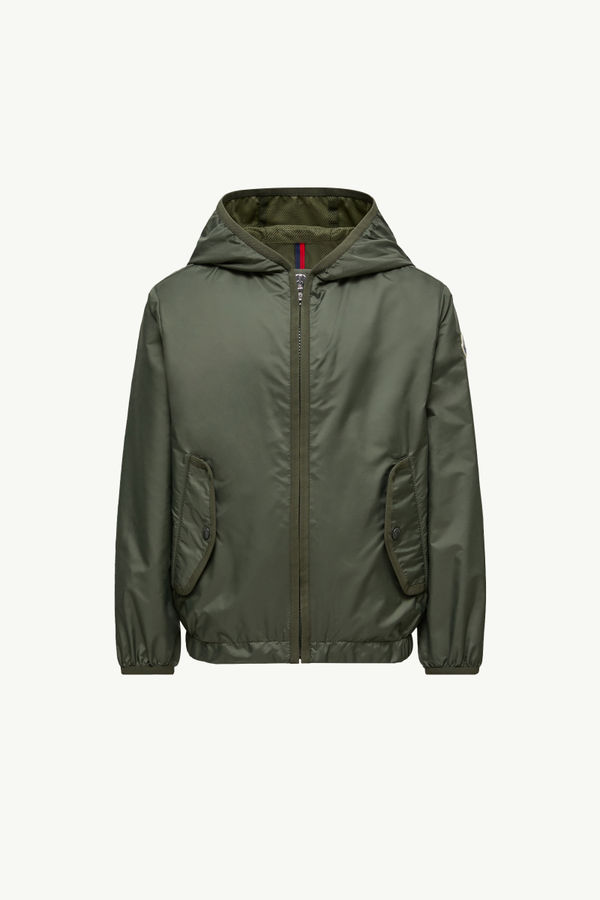 https://moncler-cdn.thron.com/api/v1/content-delivery/shares/dpx6uv/contents/K19541A0009353A5E891_F/image/K19541A0009353A5E891_F
