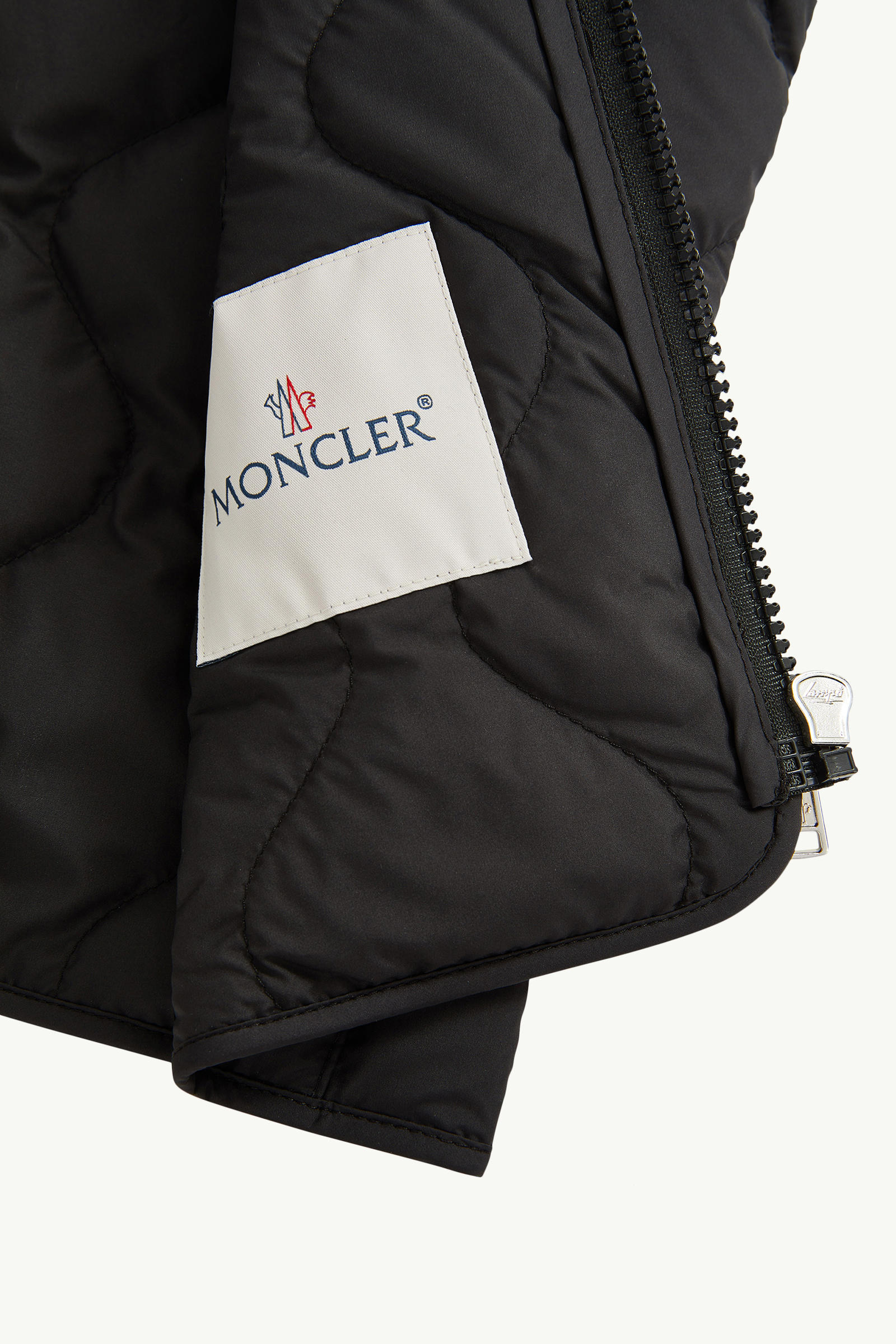 Nisha Down Gilet Boy Black Moncler 5