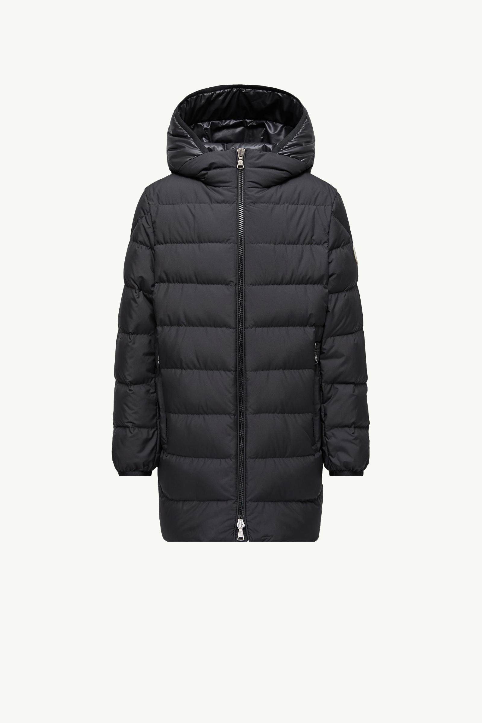 https://moncler-cdn.thron.com/api/v1/content-delivery/shares/dpx6uv/contents/K19541C00003597YW999_F/image/K19541C00003597YW999_F