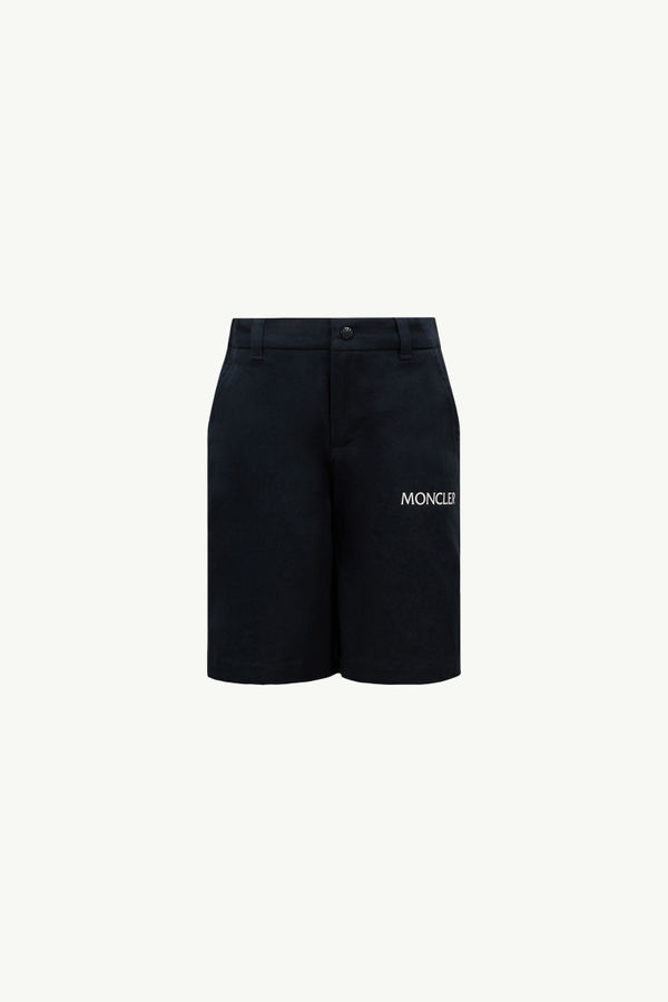 https://moncler-cdn.thron.com/api/v1/content-delivery/shares/dpx6uv/contents/K19542B00002597G4744_F/image/K19542B00002597G4744_F
