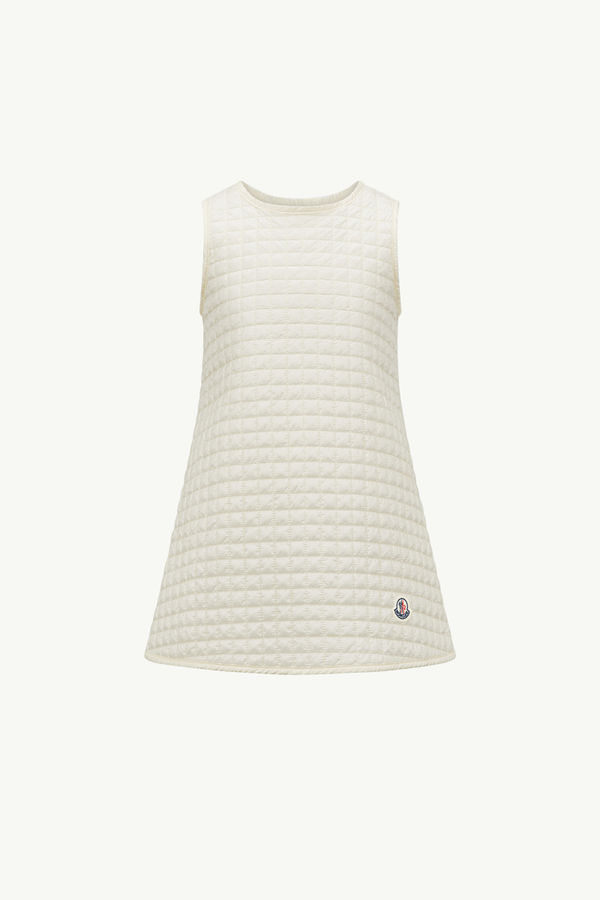 https://moncler-cdn.thron.com/api/v1/content-delivery/shares/dpx6uv/contents/K19542G00001788OY038_F/image/K19542G00001788OY038_F