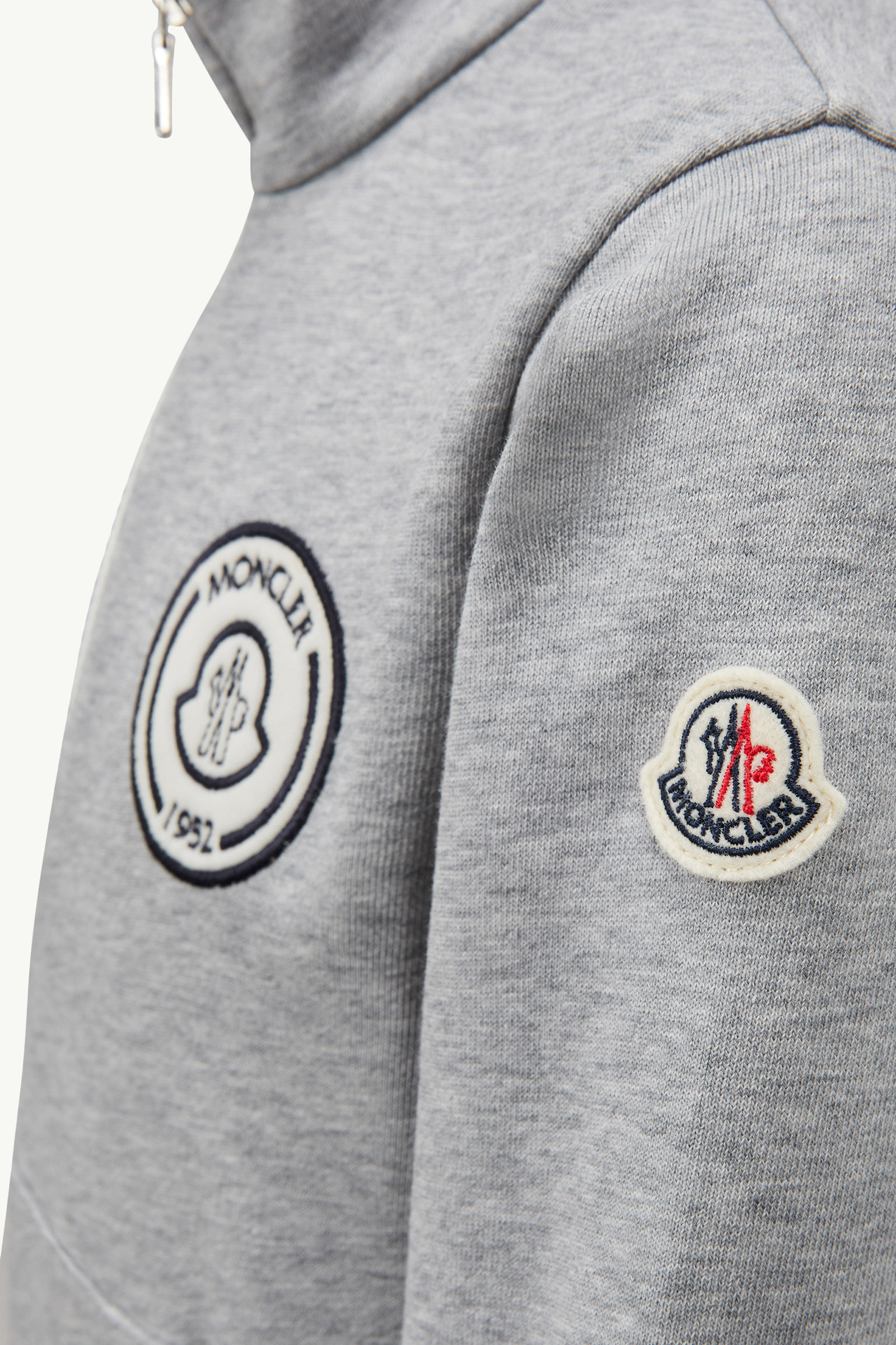 Set di tuta con patch logato in cotone Bambino Grigio Moncler 4