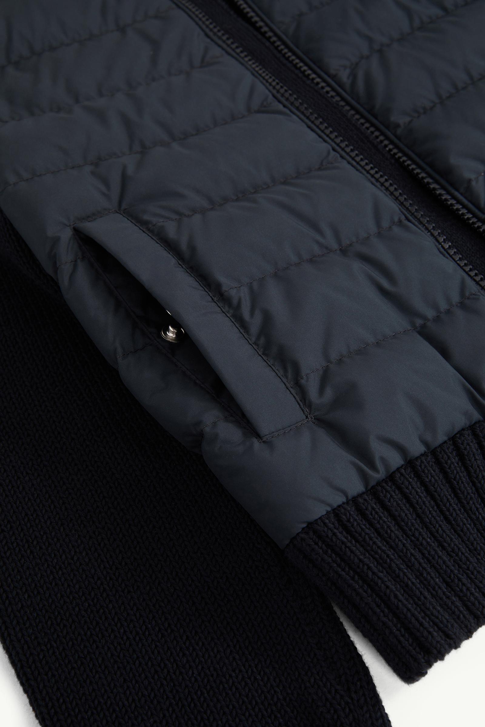 MONCLER ニット帽 青 C1D0-00-257 MONCLER ニット帽 青 C1D0-00-257 Moncler Men's' Logo Patch