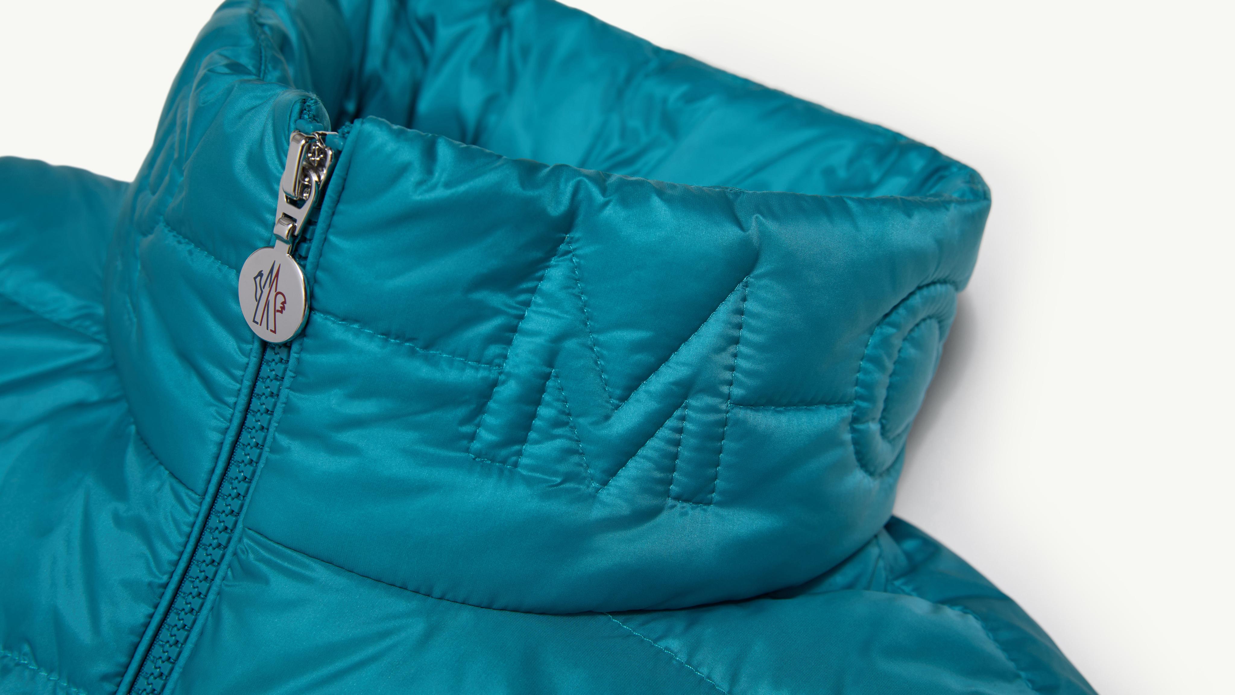MONCLER ターコイズ ダウンベスト ターコイズ Rocoqueダウンベスト : ジレ 向けの メンズ | モンクレール