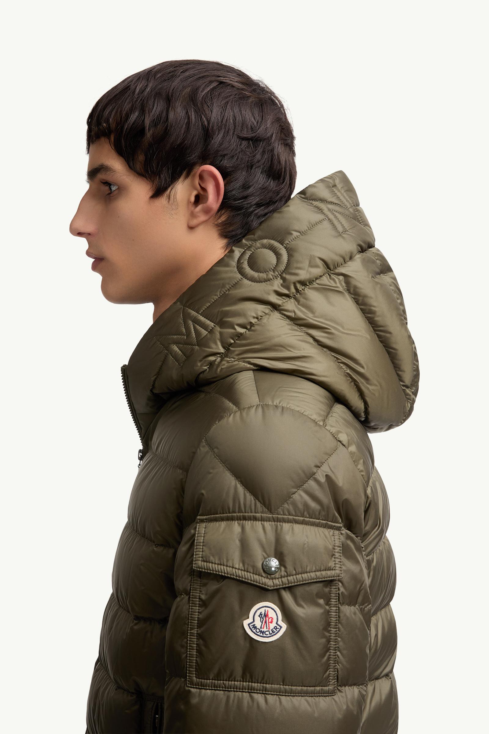 Najan Hooded Short Down Jacket Men Olive Green Moncler 1