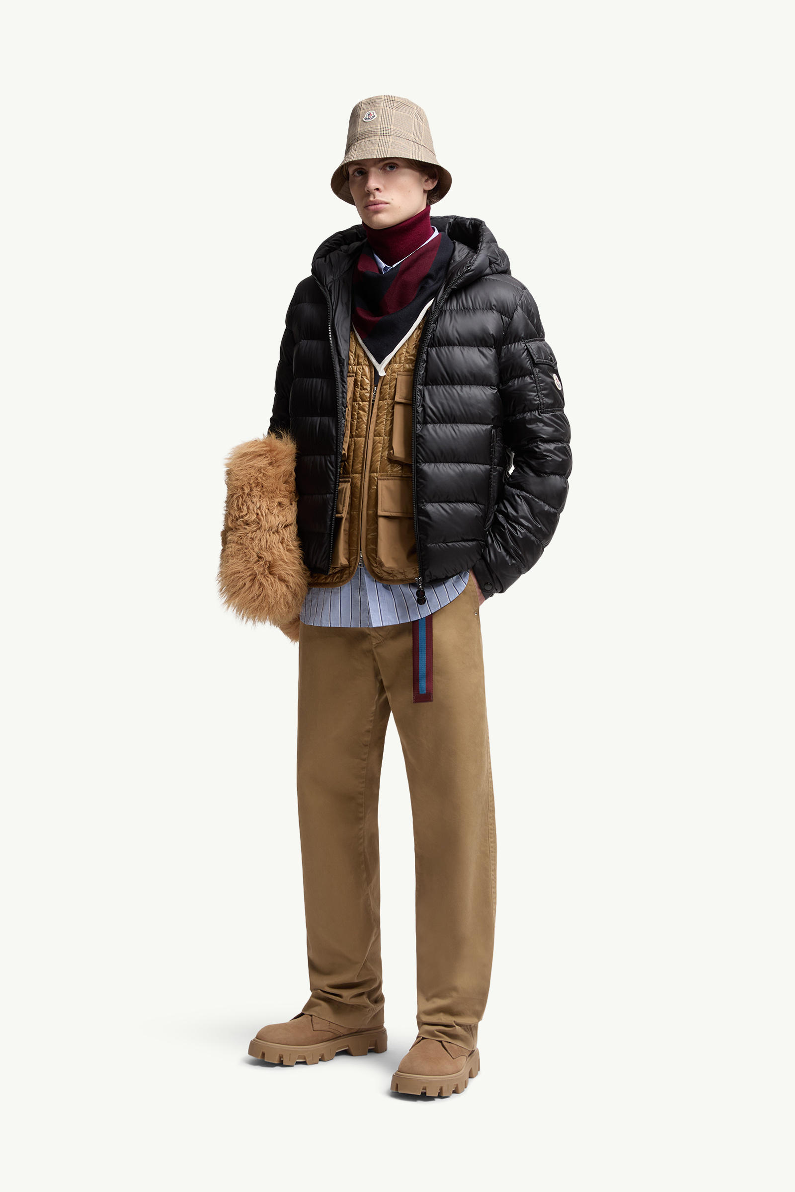 Najan Hooded Short Down Jacket Men Black Moncler 0