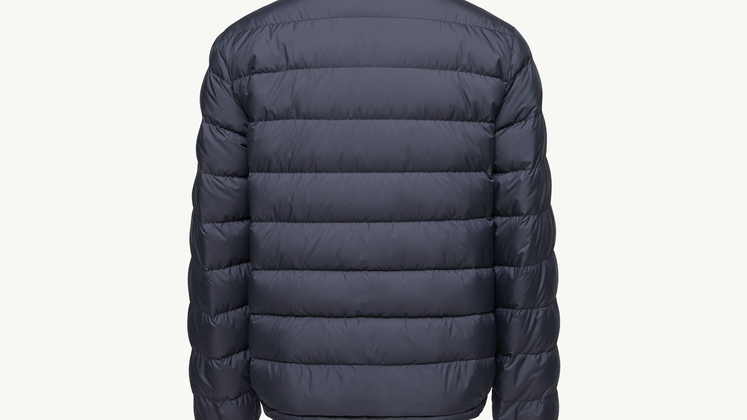 Slide 2 - product.feature.airsoftmaterial.title