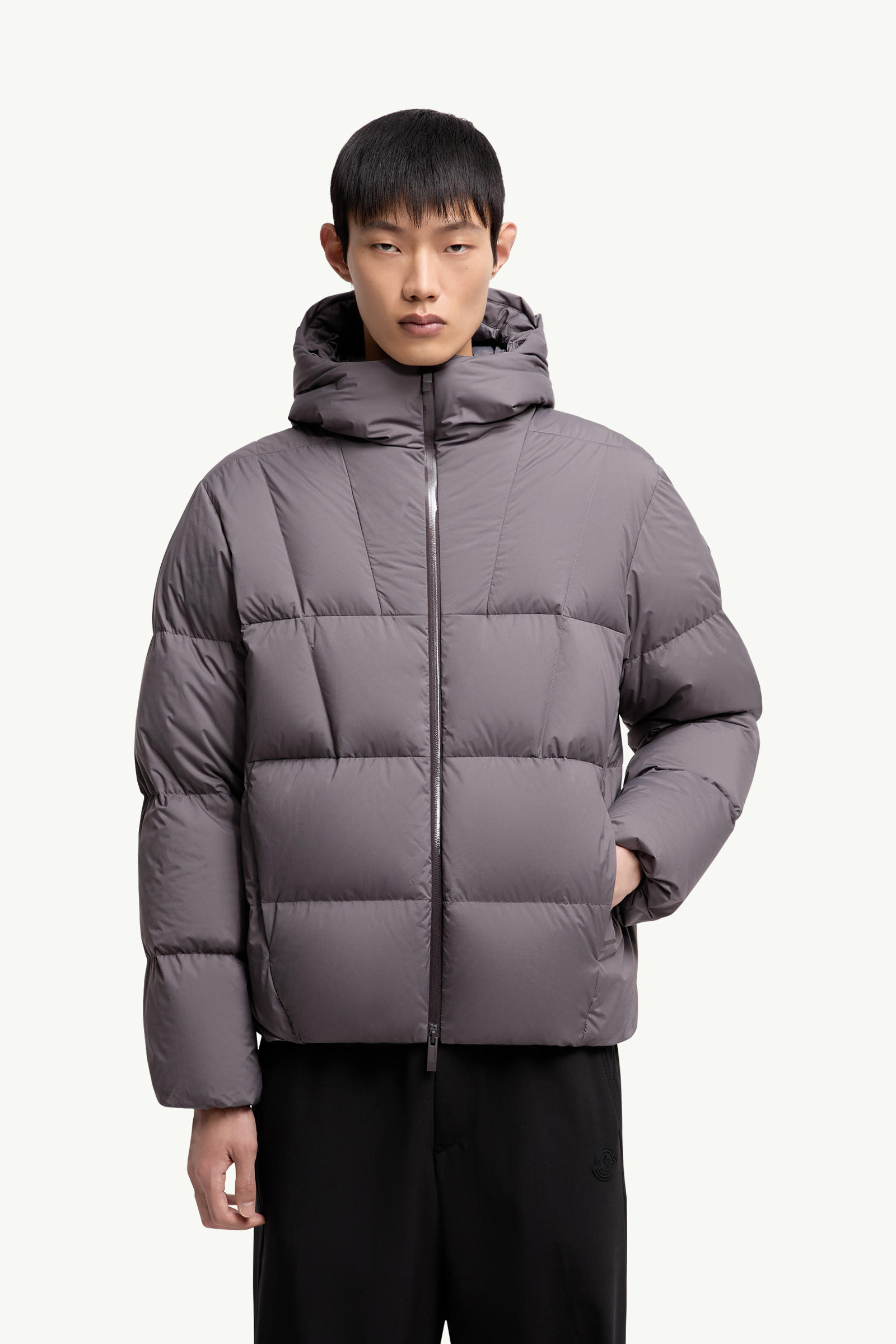 Fusain kurze Daunenjacke mit Kapuze Herren Dunkelgrau Moncler 3