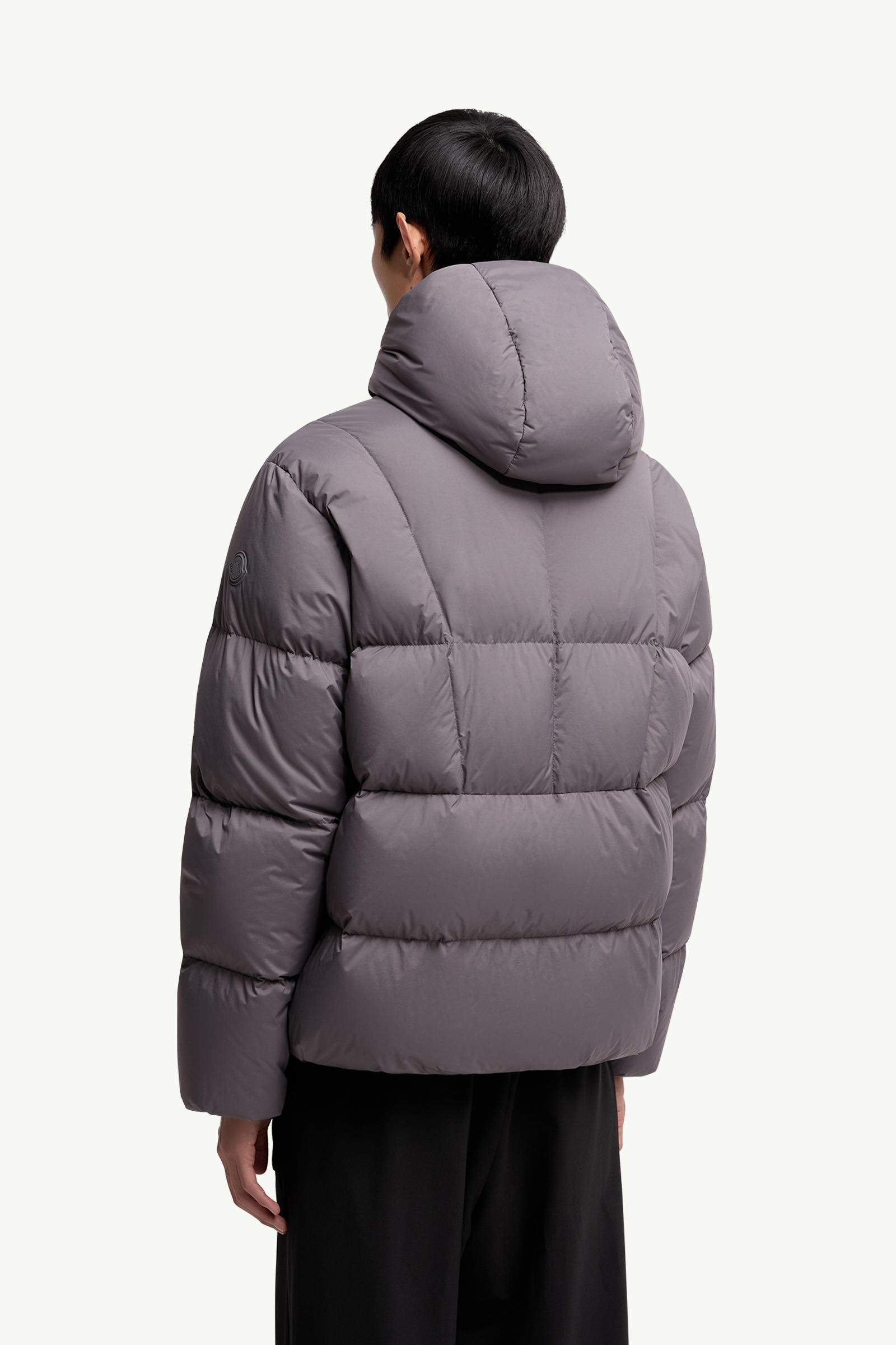 Fusain kurze Daunenjacke mit Kapuze Herren Dunkelgrau Moncler 4