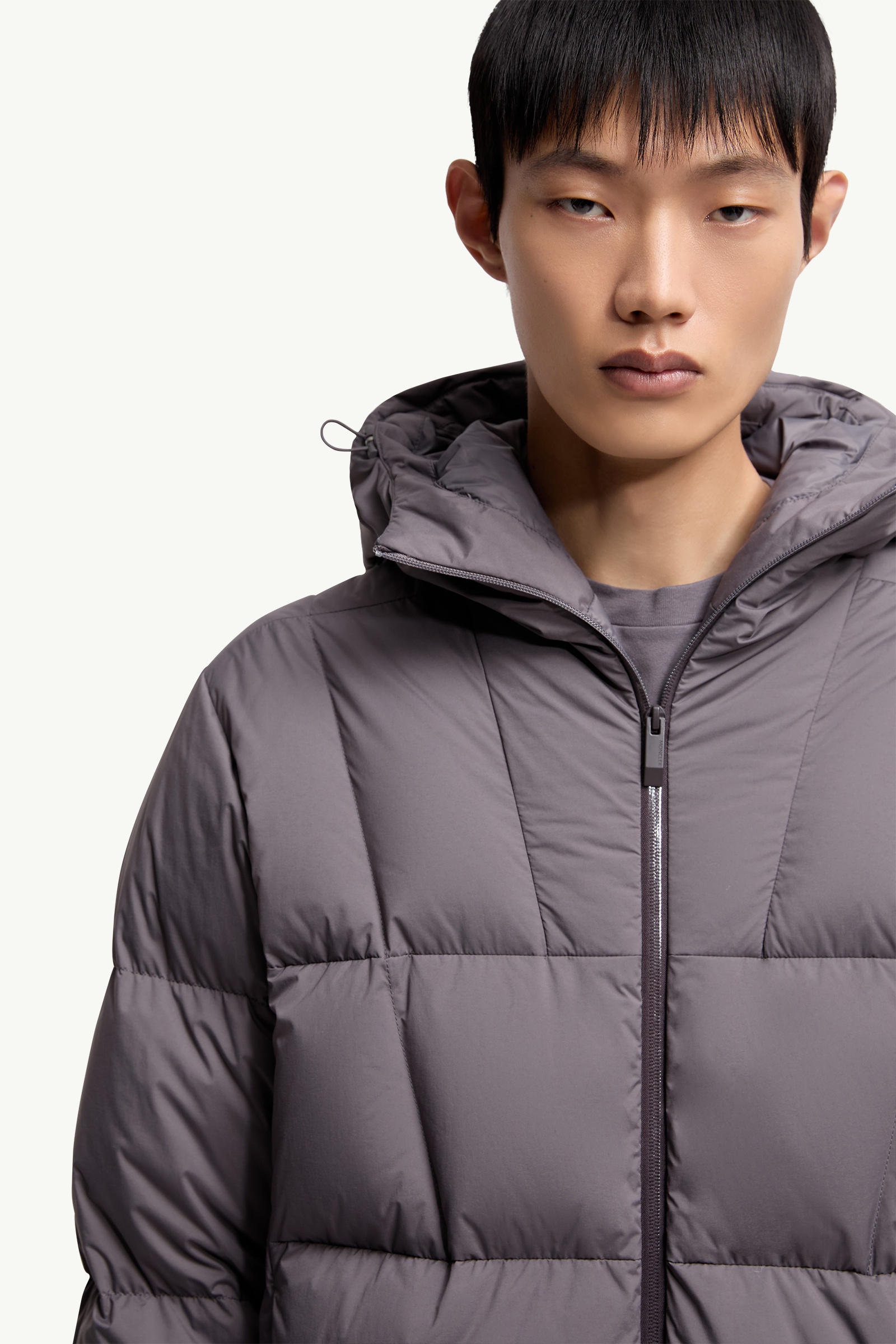 Fusain kurze Daunenjacke mit Kapuze Herren Dunkelgrau Moncler 5