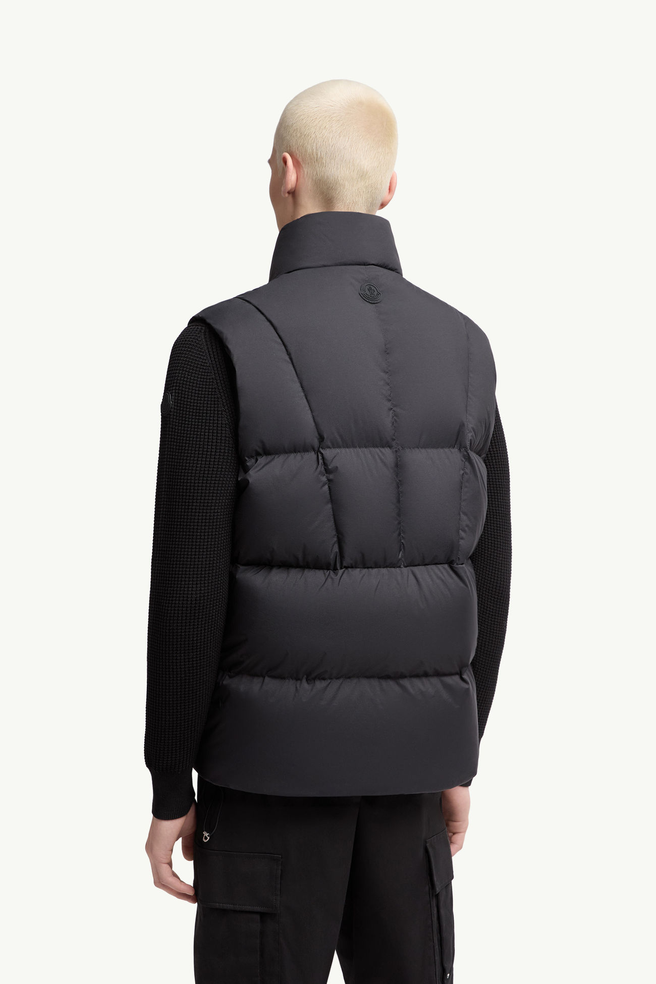 Janze Geometric-Quilted Down Gilet メンズ ブラック Moncler 4