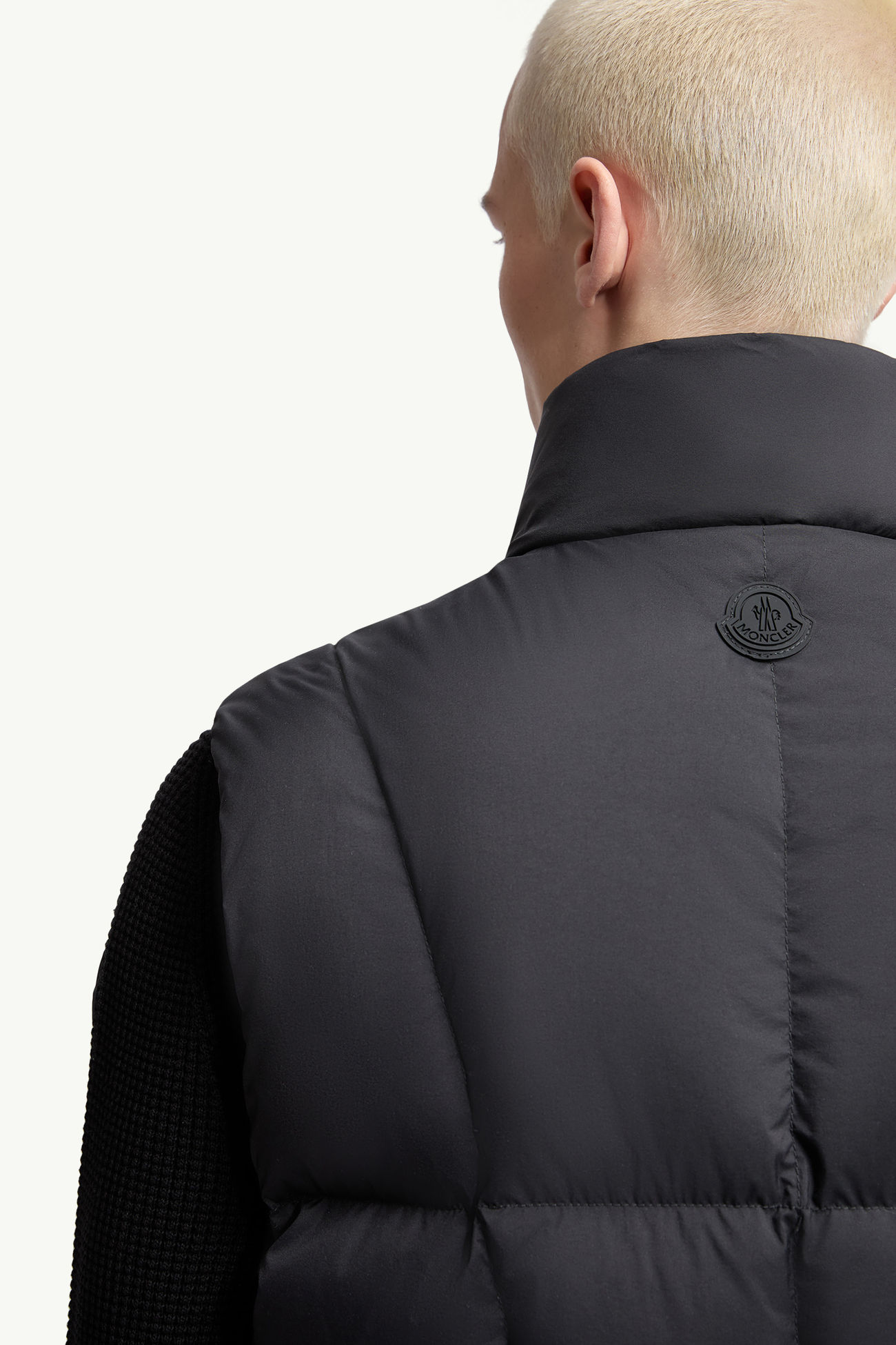 Janze Geometric-Quilted Down Gilet Men Black Moncler 6