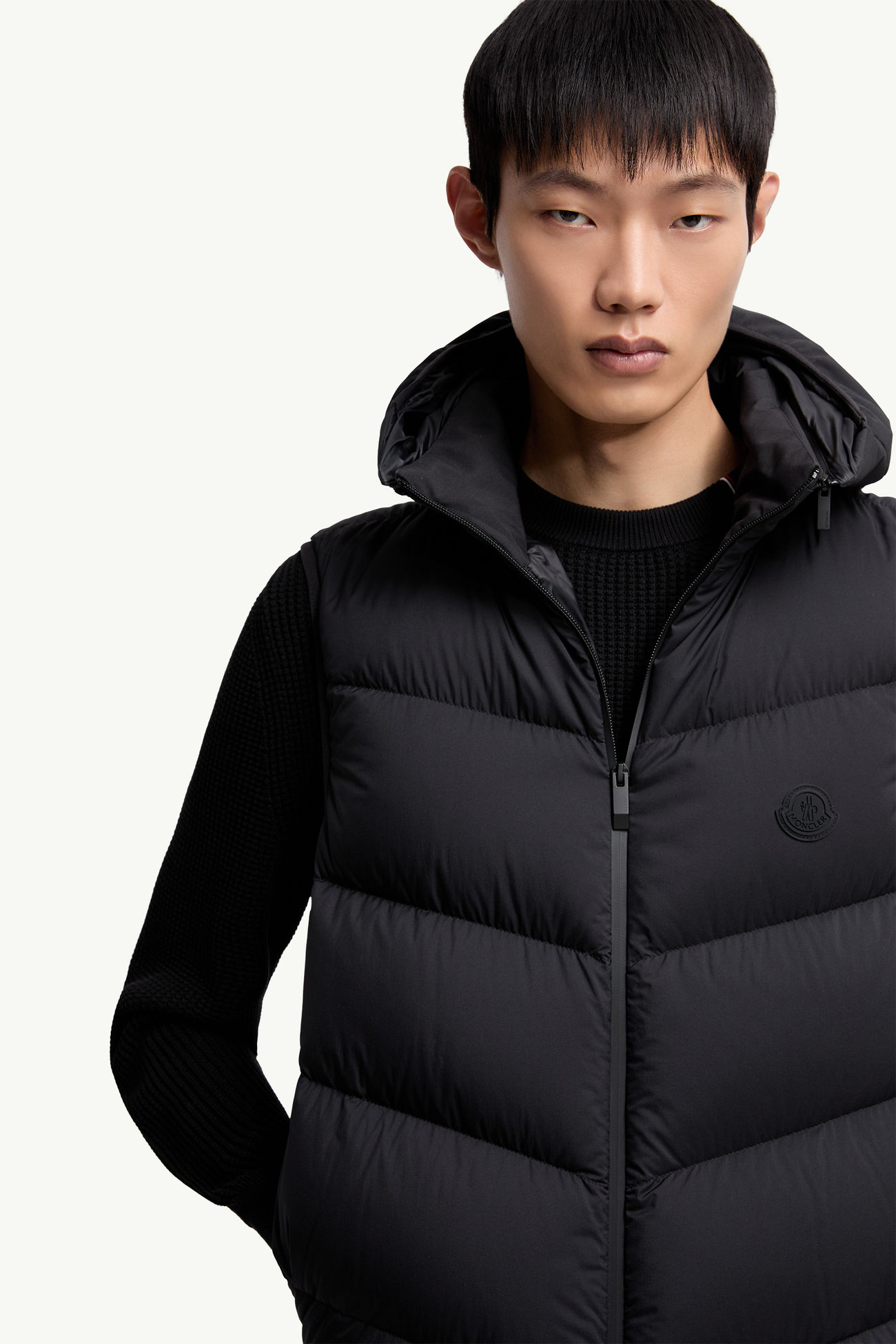 Guersac斜紋絎縫連帽羽絨背心 男士 黑色 Moncler 6