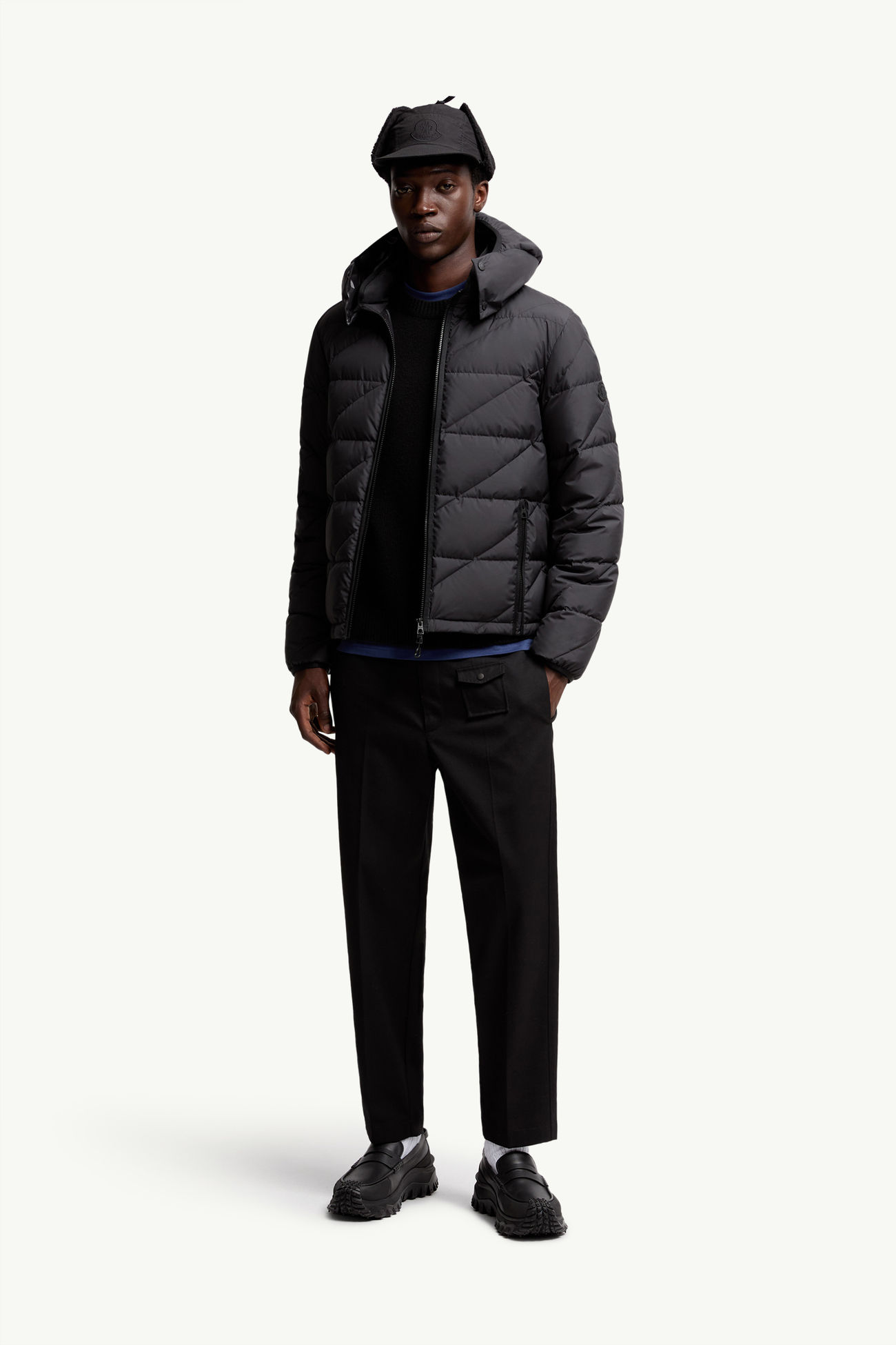 Piumino corto Sciros con cappuccio e trapuntatura diagonale Uomo Nero Moncler 0