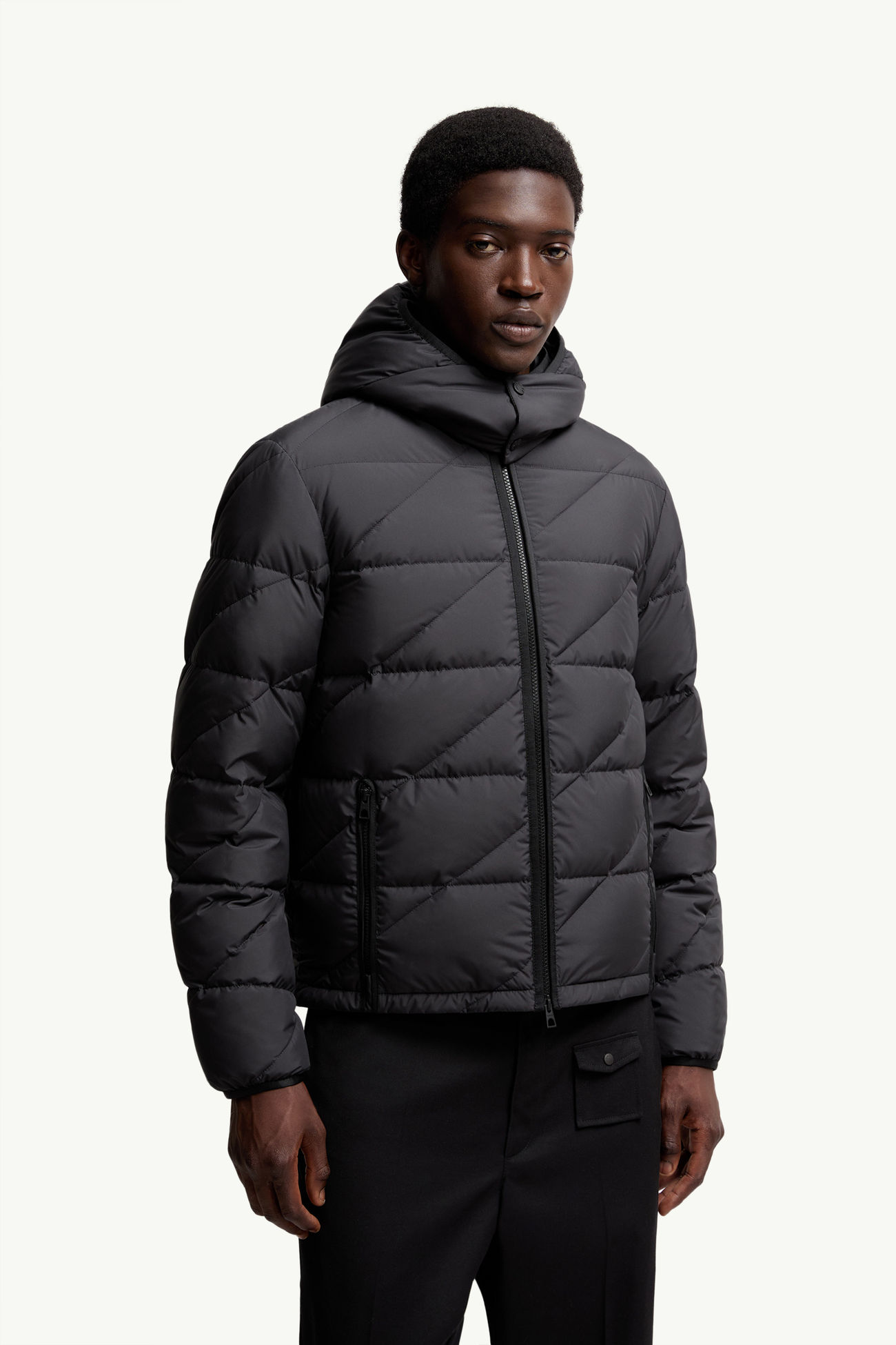 Sciros Diagonal-Quilted Hooded Short Down Jacket Men Black Moncler 3