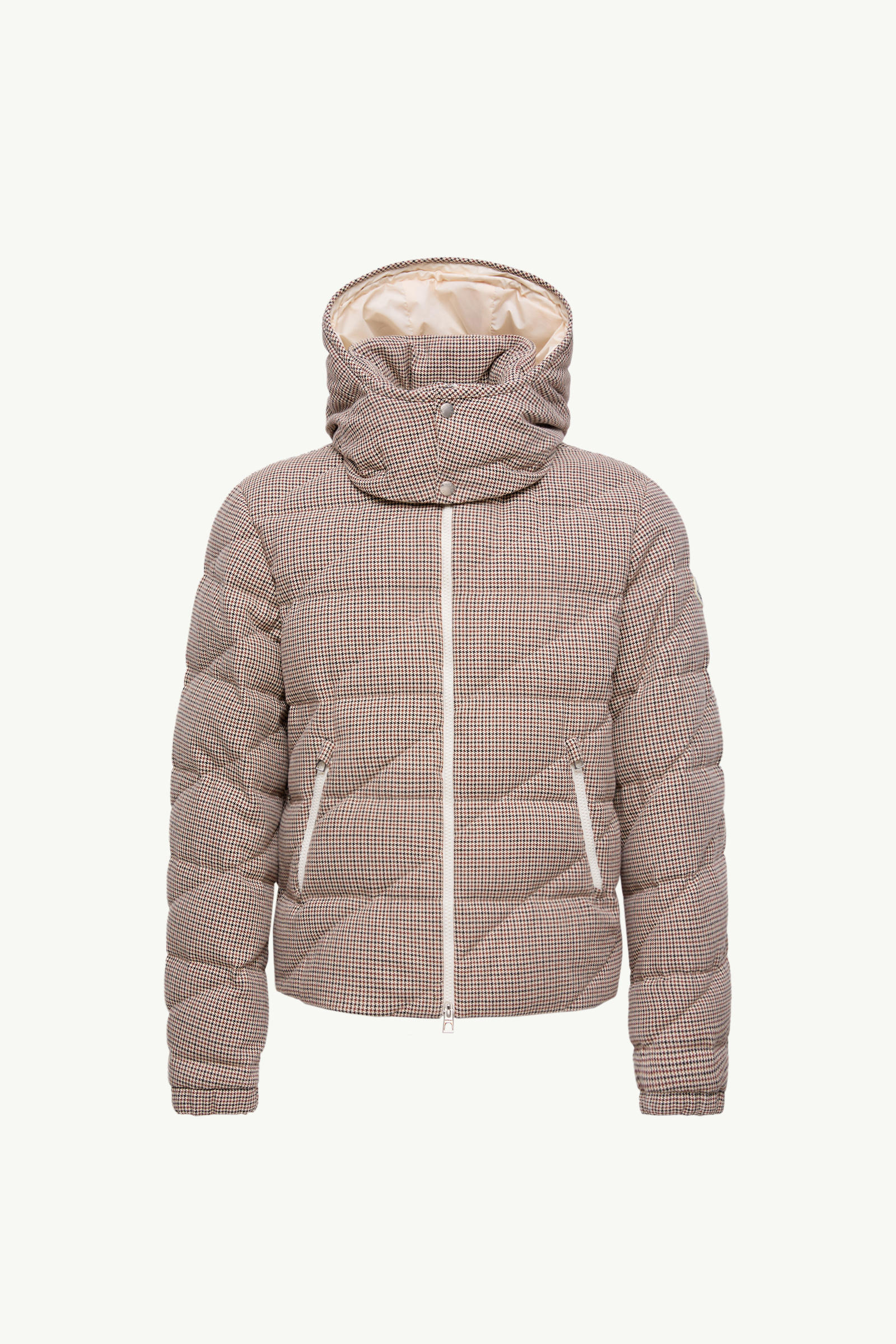 https://moncler-cdn.thron.com/api/v1/content-delivery/shares/dpx6uv/contents/K20911A00056598SPF33_F/image/K20911A00056598SPF33_F