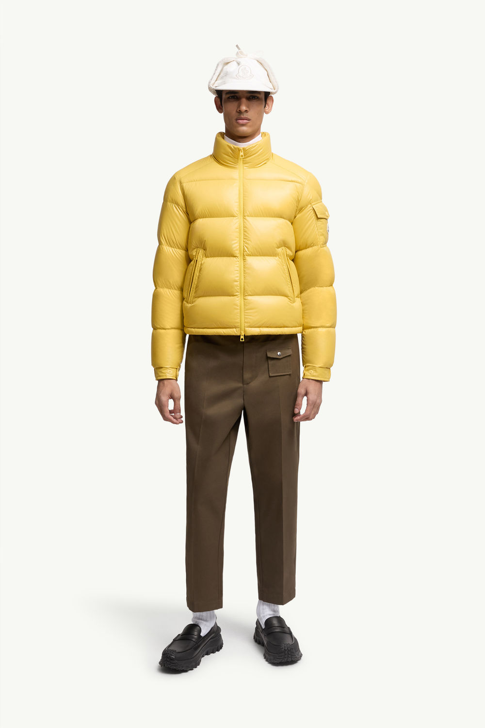 Levitha男士连帽短款羽绒夹克外套 男士 黄色 Moncler 0