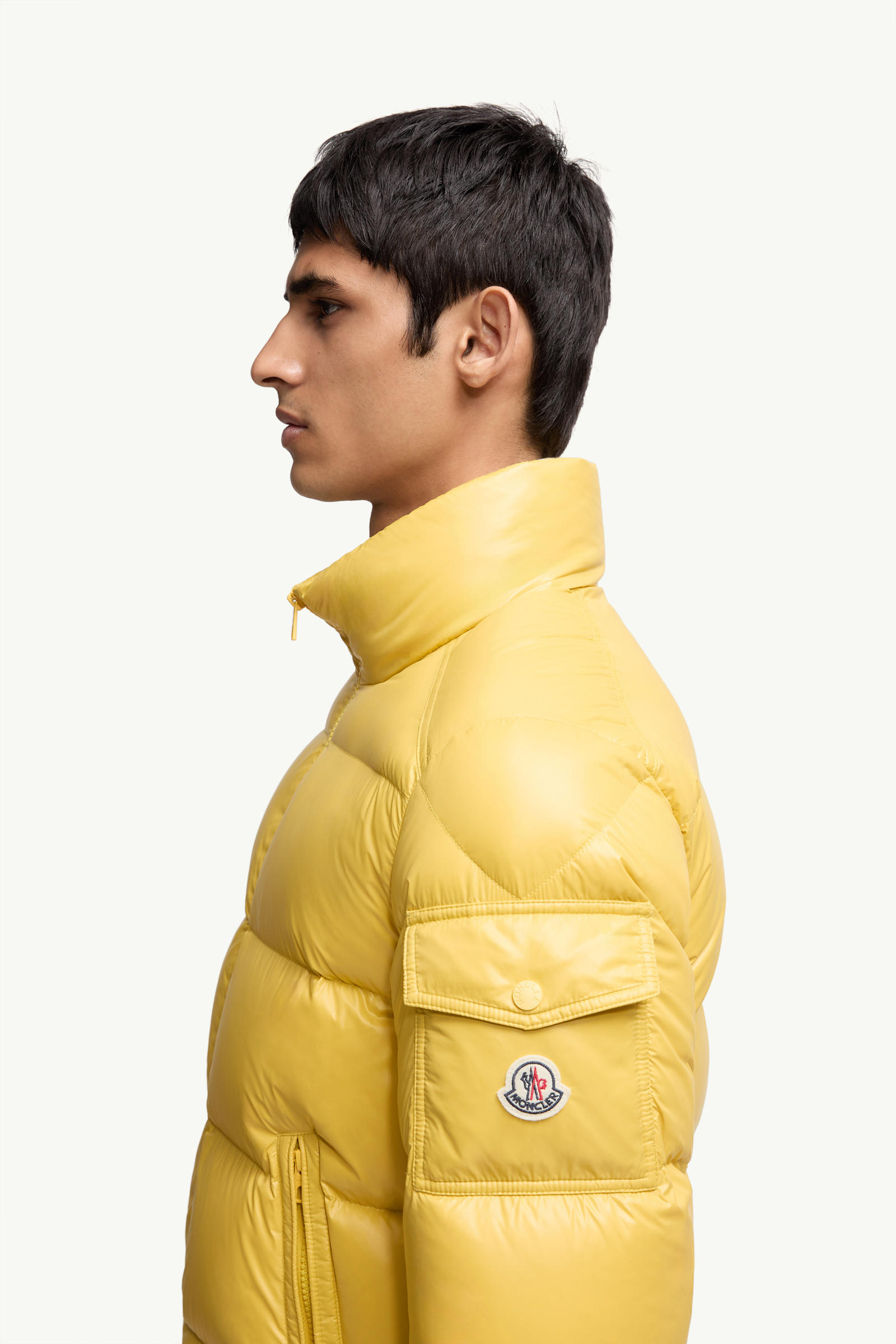 Doudoune courte à capuche Levitha Hommes Jaune Moncler 1