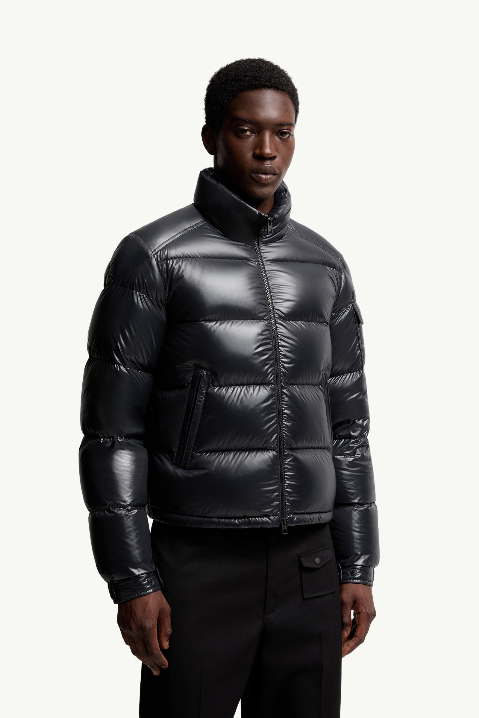 Piumino corto con cappuccio Levitha Uomo Nero Moncler 3