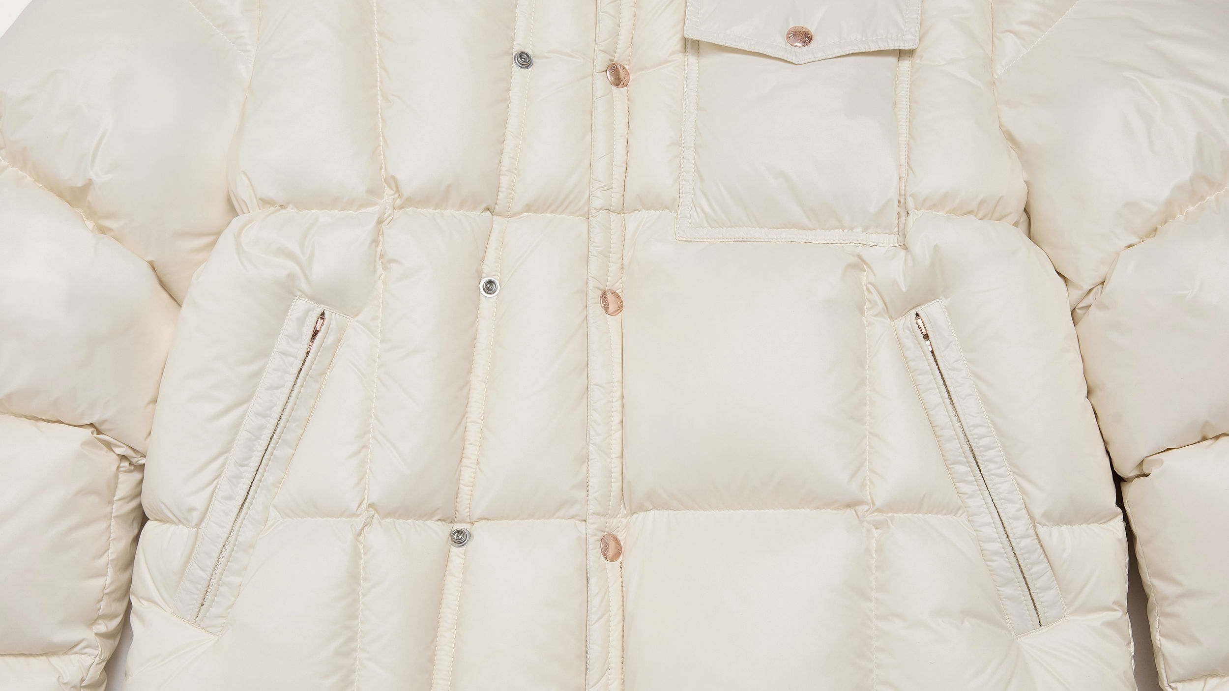 Slide 2 - 演繹對稱