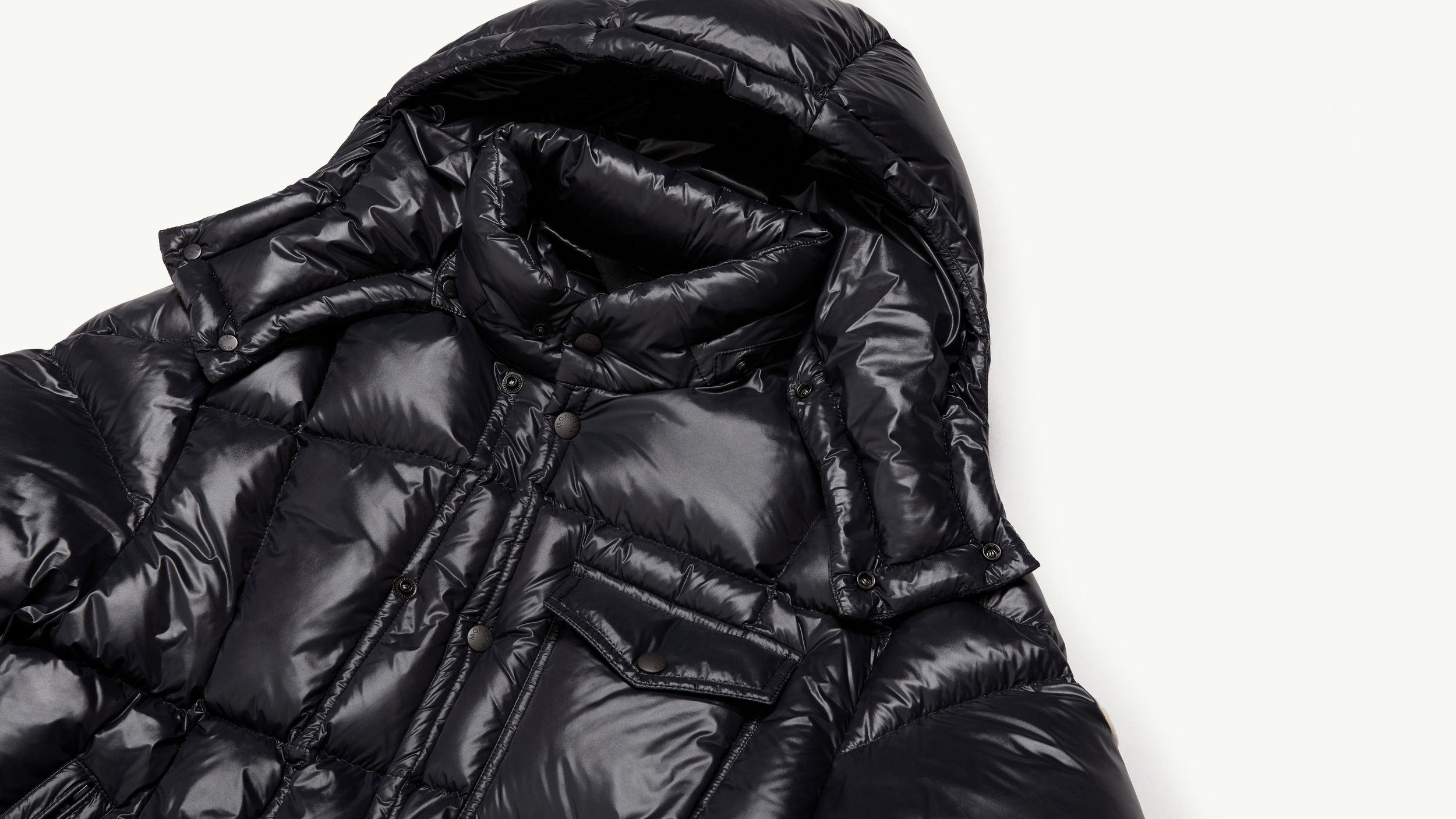 Slide 1 - product.feature.detachablehood.title