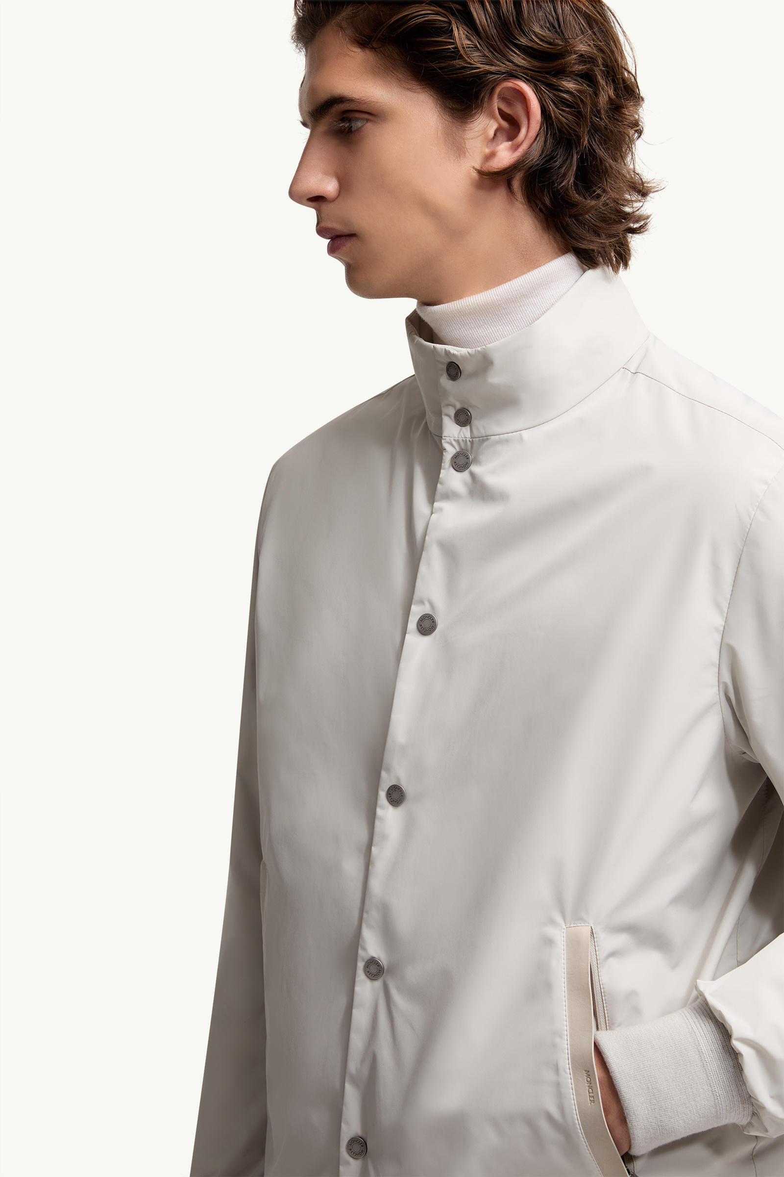 Doudoune courte à bords en cuir Lanques Hommes Gris Glacier Moncler 6