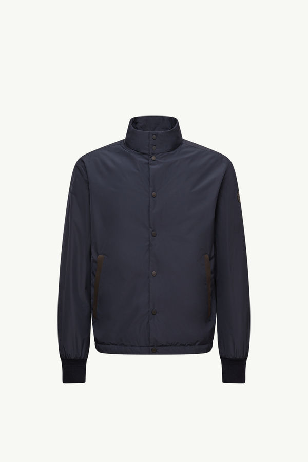 https://moncler-cdn.thron.com/api/v1/content-delivery/shares/dpx6uv/contents/K20911A00071597Y3742_F/image/K20911A00071597Y3742_F