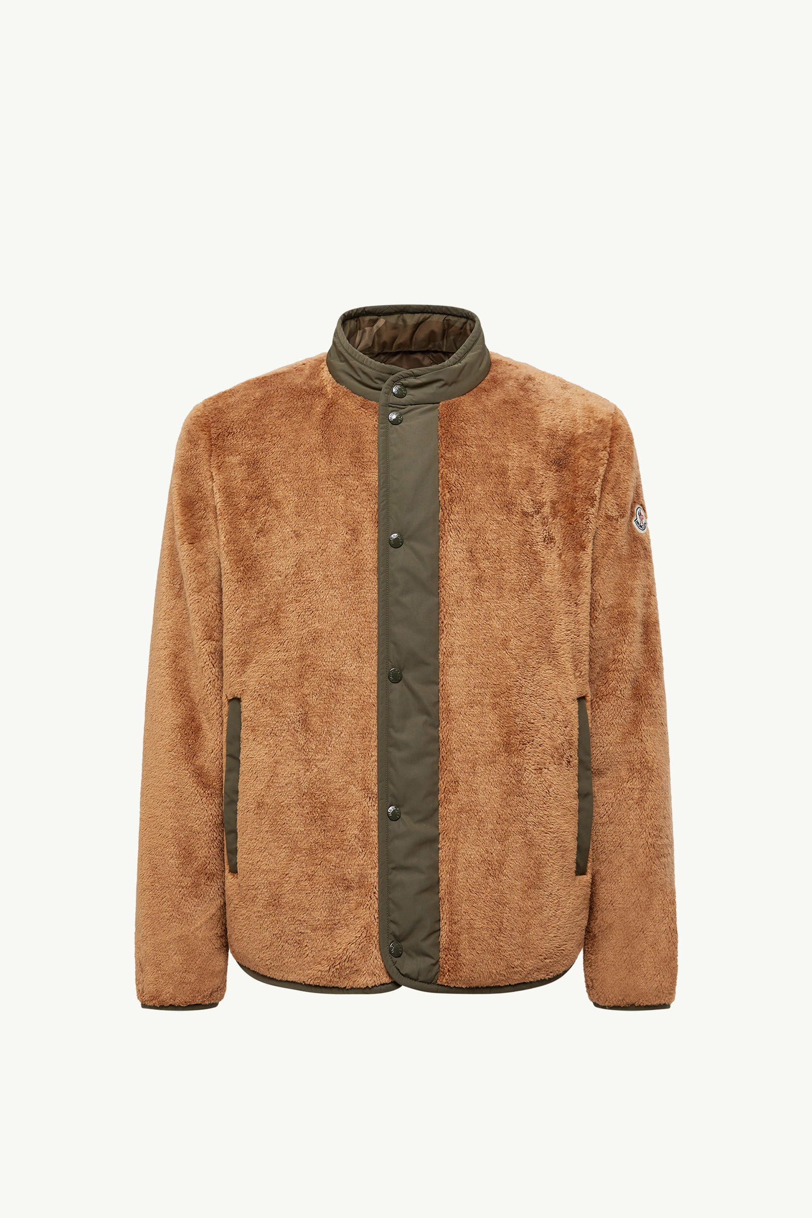 https://moncler-cdn.thron.com/api/v1/content-delivery/shares/dpx6uv/contents/K20911A0009389B0L24N_F/image/K20911A0009389B0L24N_F