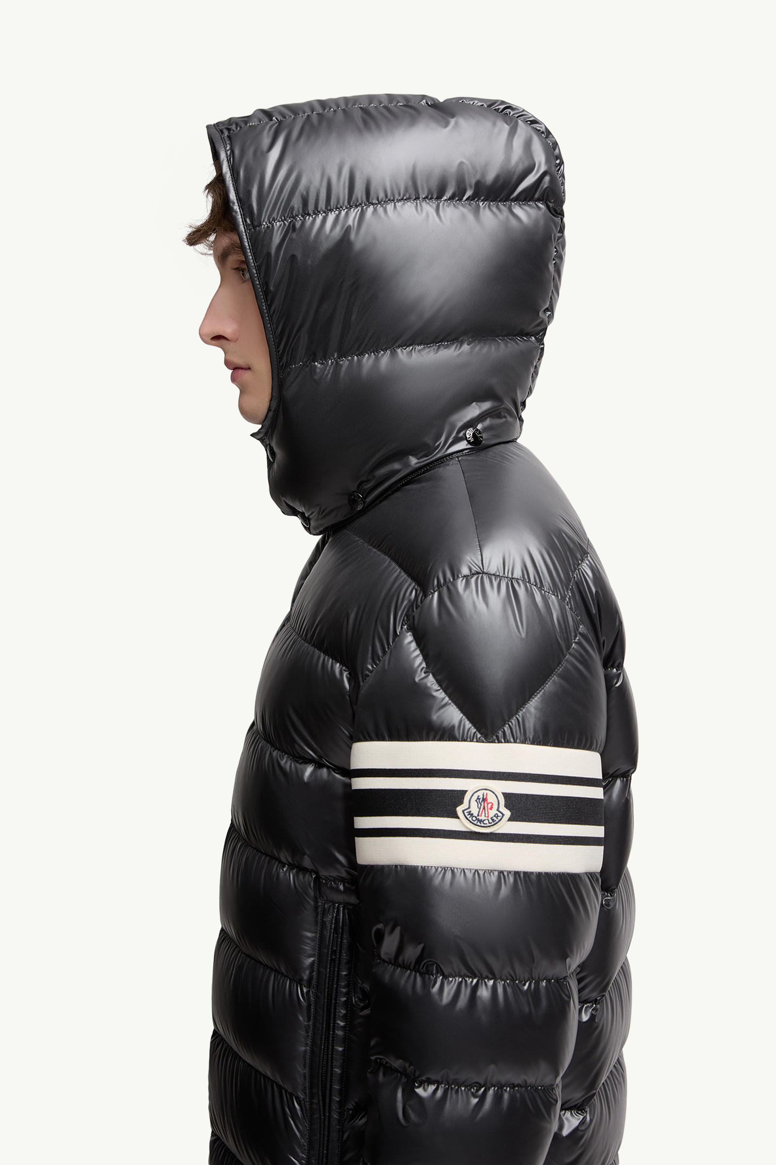 Landre Hooded Short Down Jacket Black Moncler 1