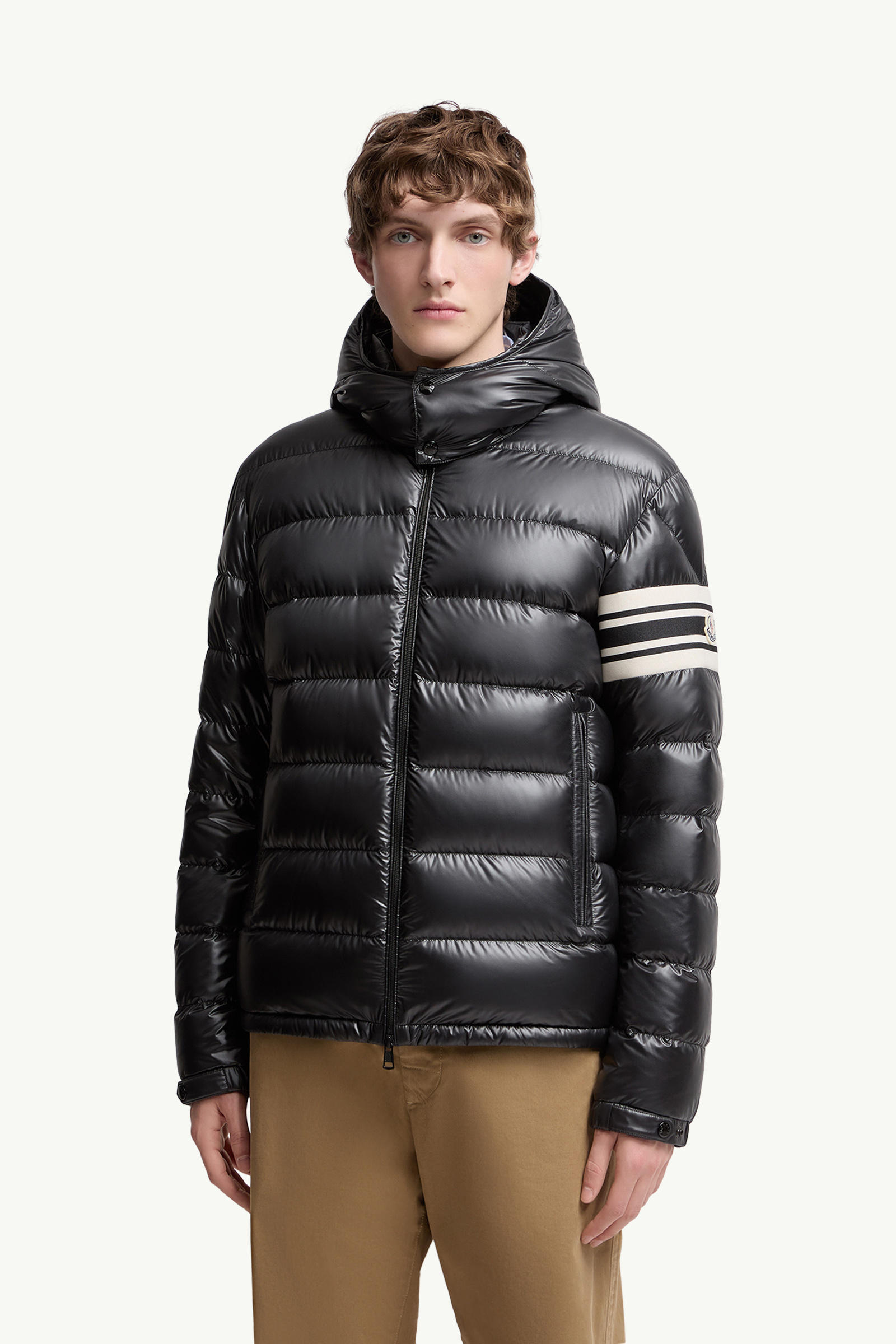 Landre Hooded Short Down Jacket Black Moncler 3
