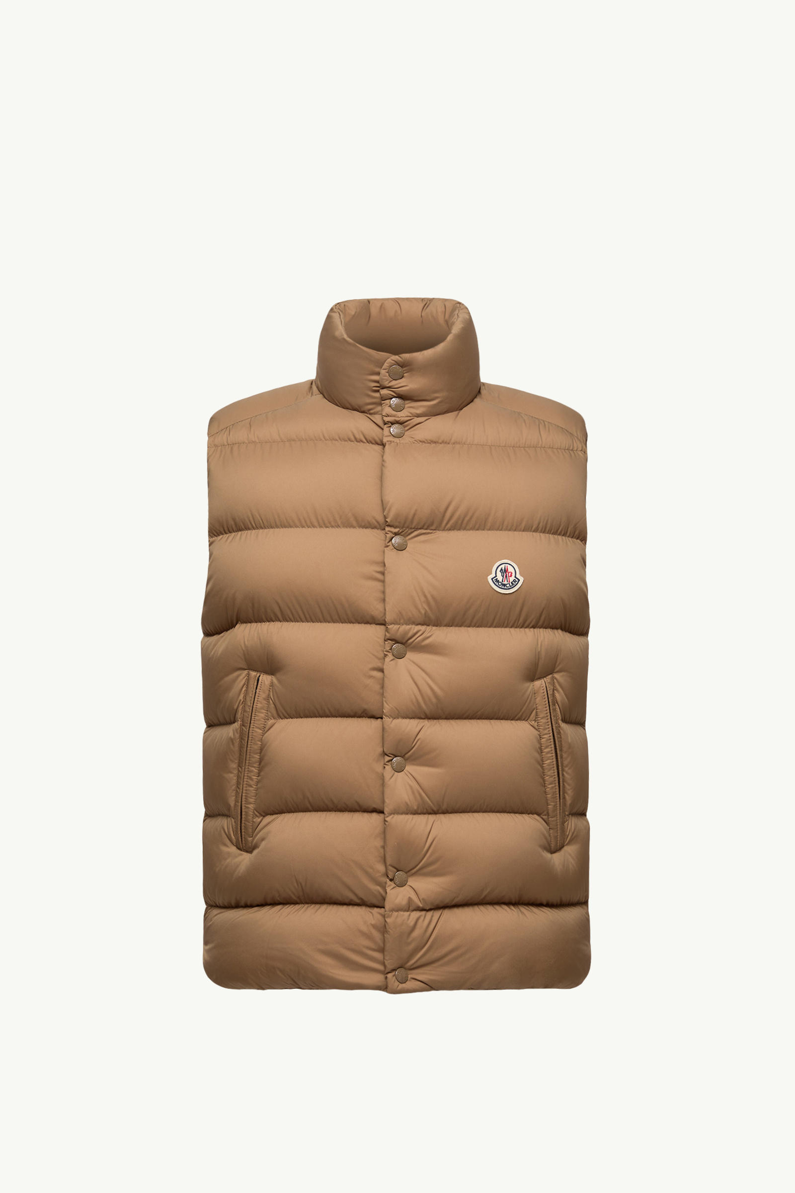 https://moncler-cdn.thron.com/api/v1/content-delivery/shares/dpx6uv/contents/K20911A00096597YD226_F/image/K20911A00096597YD226_F