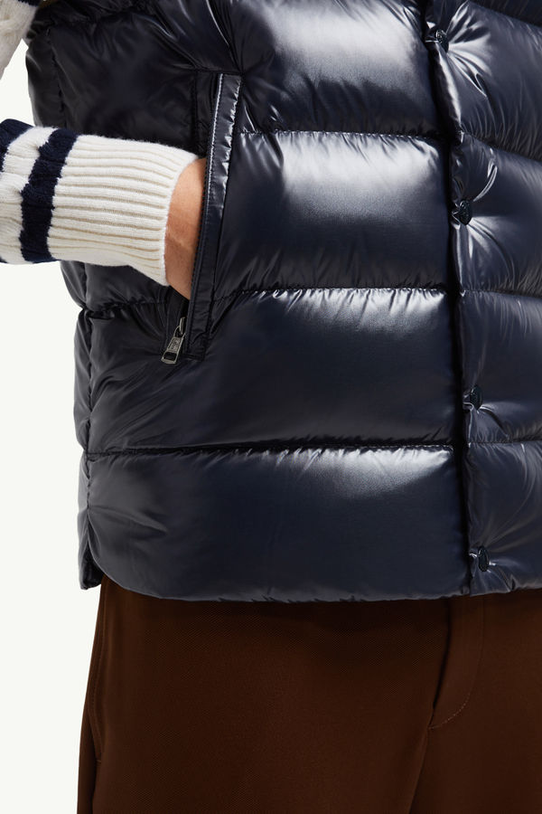 Tibb Down Gilet Men Navy Blue Moncler 5