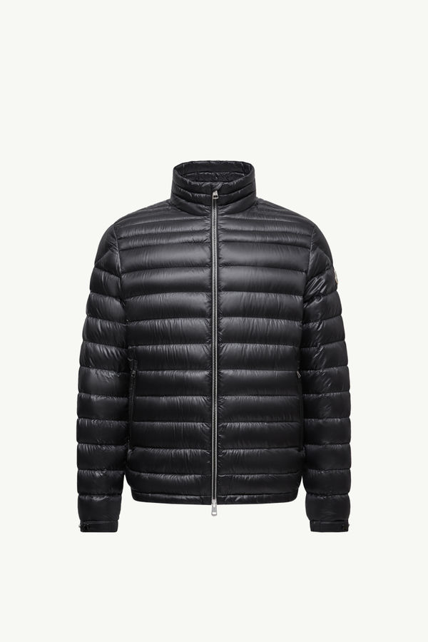 https://moncler-cdn.thron.com/api/v1/content-delivery/shares/dpx6uv/contents/K20911A00103597YG999_F/image/K20911A00103597YG999_F