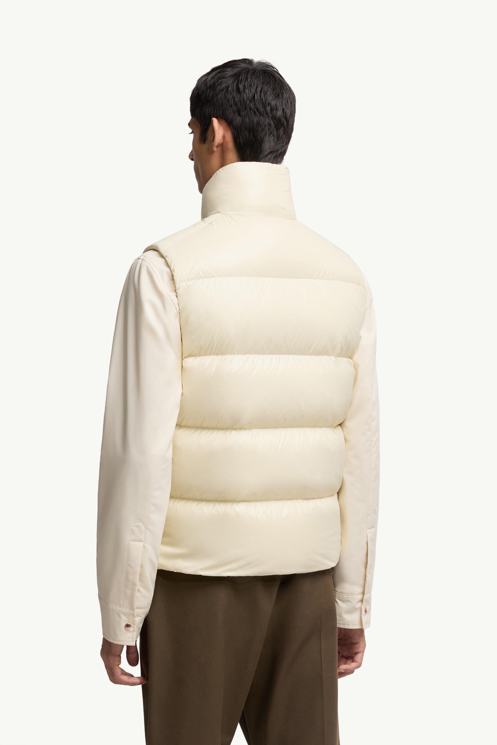 ジャケット MONCLER | Ivory white Reversible Down Gilet Achard White Ivory Lipsi Down Gilet - Vests for Men | Moncler AU