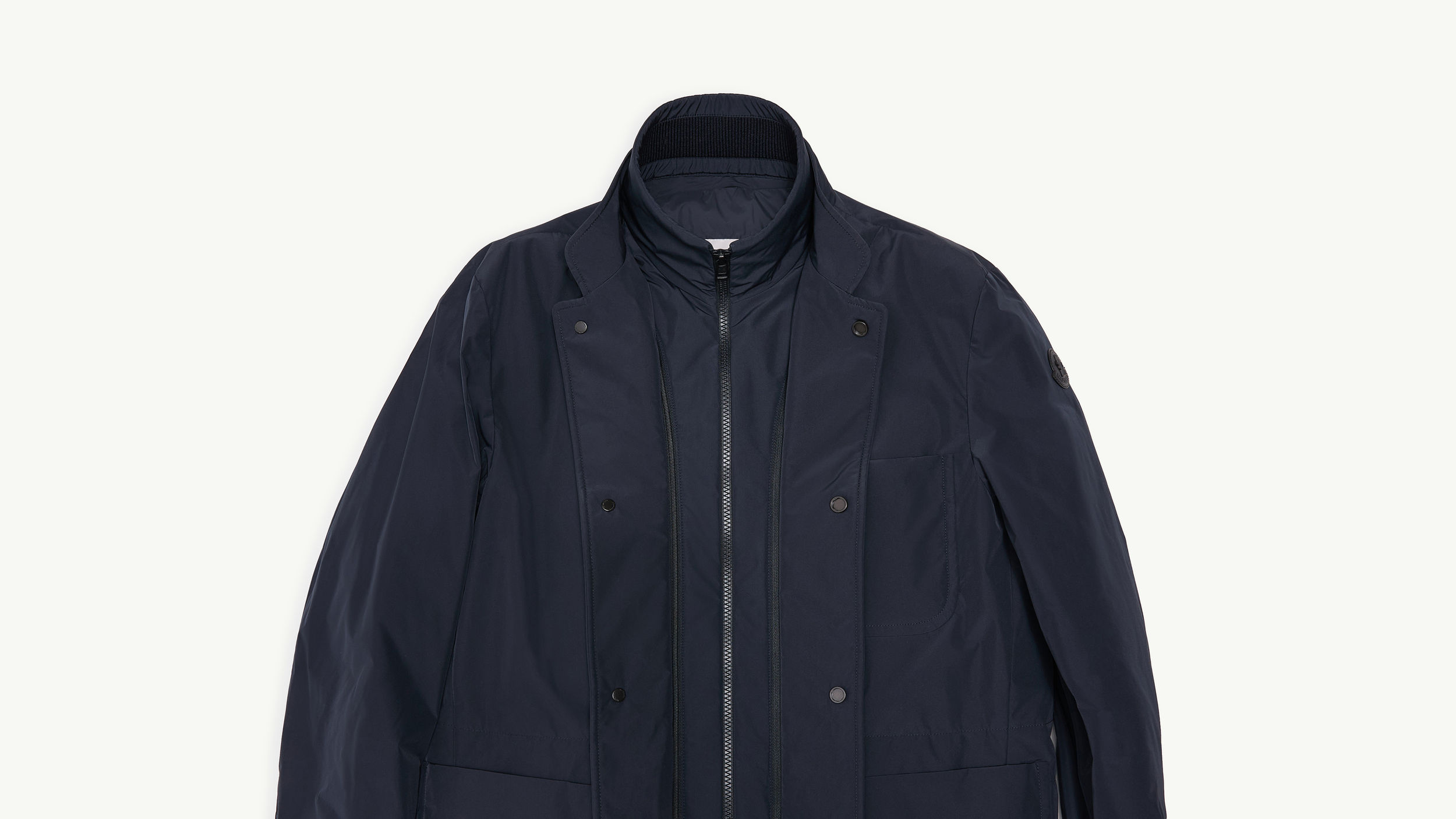 Slide 2 - Detachable Collar