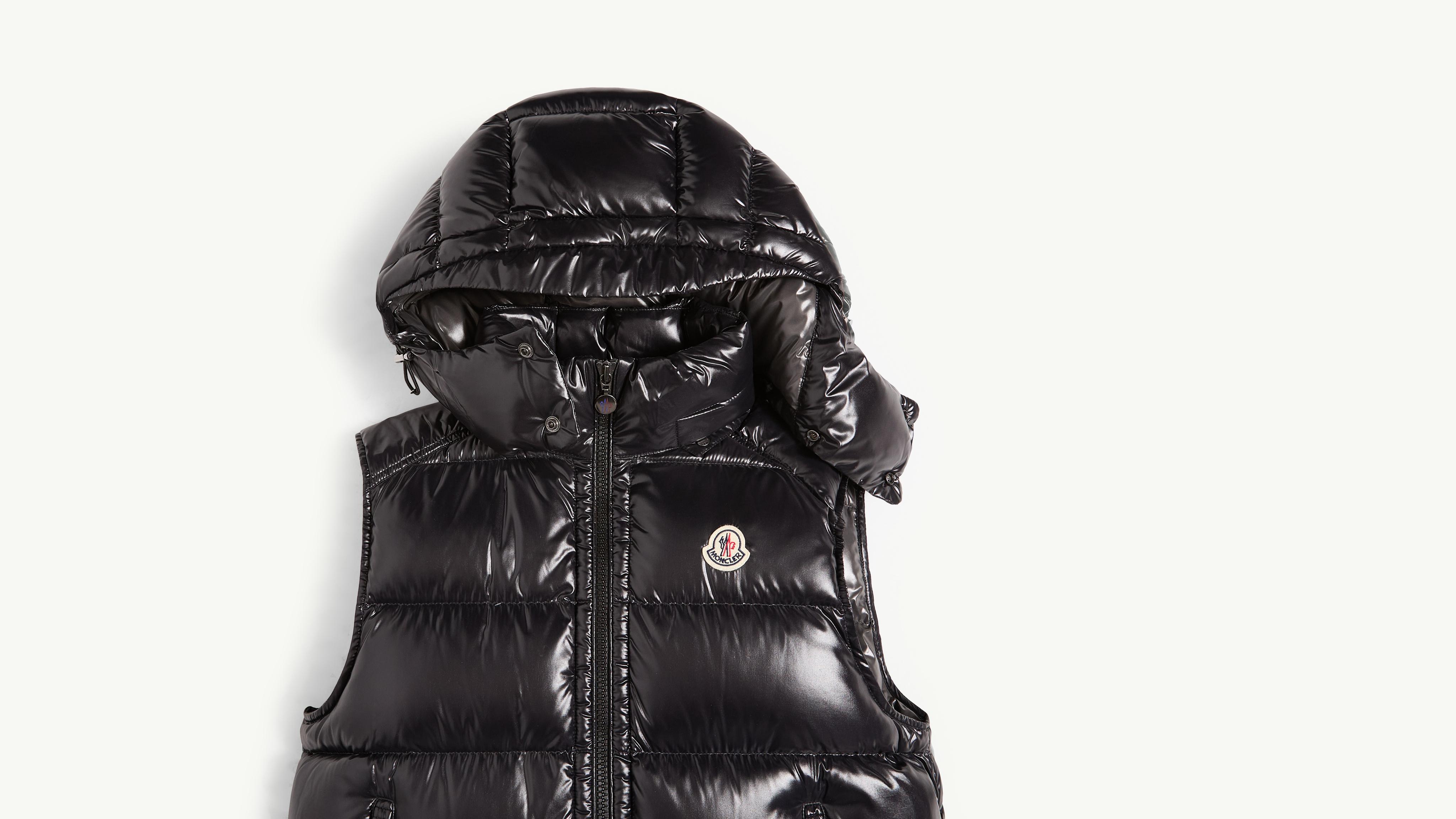 MONCLER BORMES GILET ブラック ダウンベスト モンクレール Black Bormes Hooded Down Gilet - Vests for Men | Moncler DE