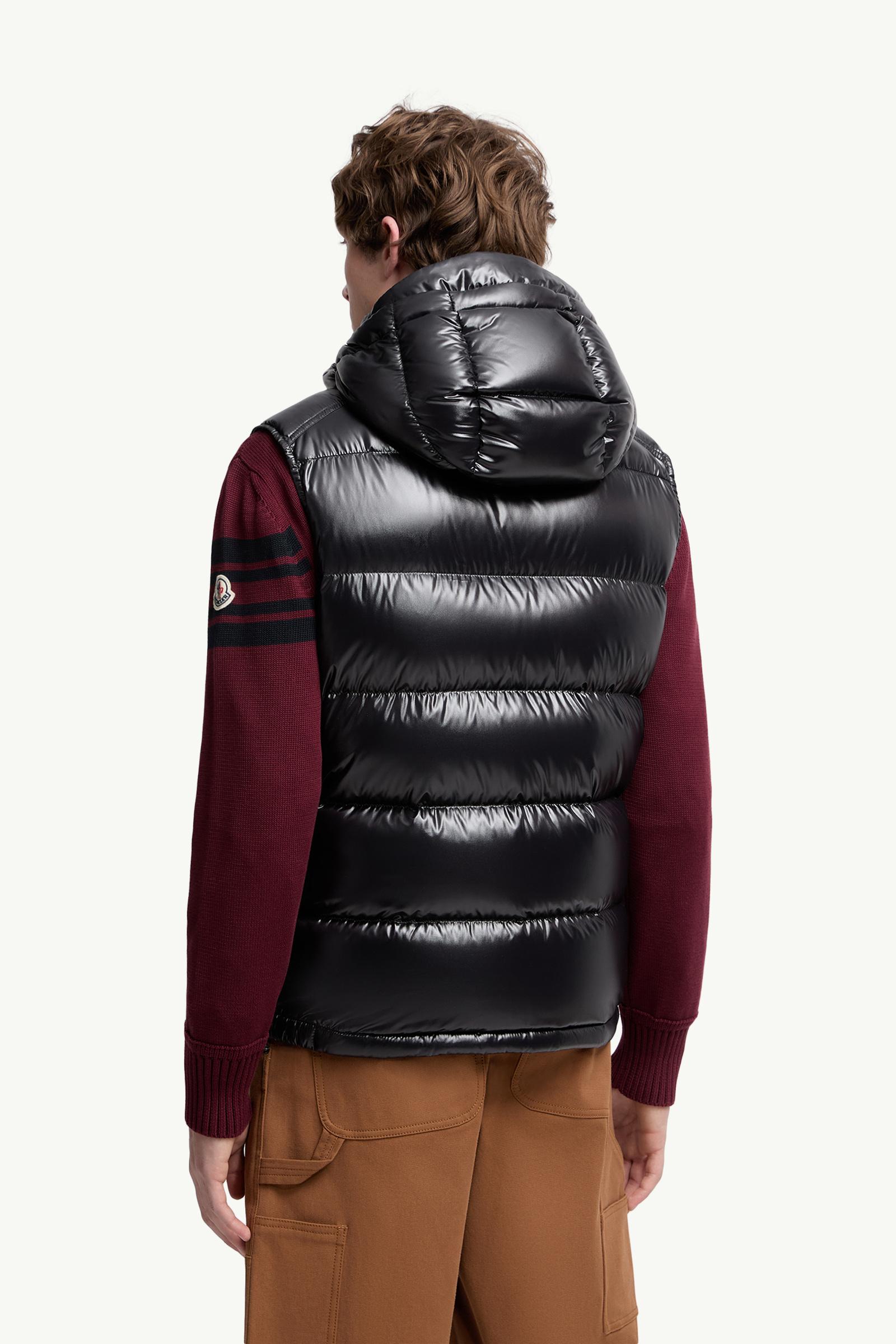 モンクレールBORMES GILET ブラック Black Bormes Hooded Down Vest - Vests for Men | Moncler CA