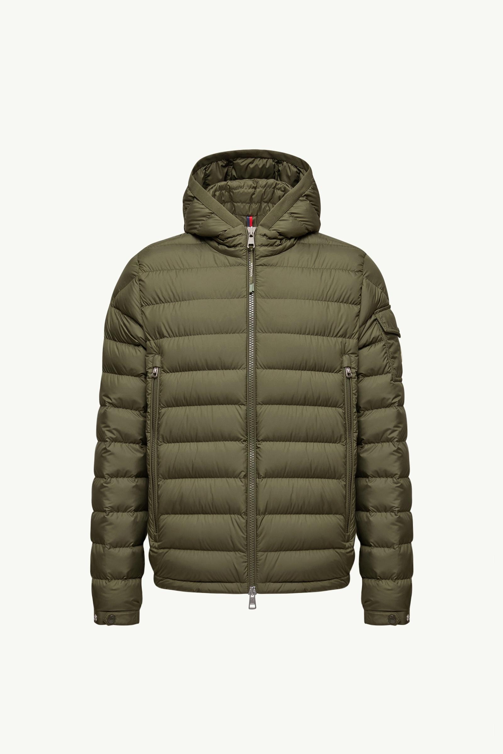 最終値下げ⠀モンクレール オリーブグリーン ダウンジャケット MONCLER 