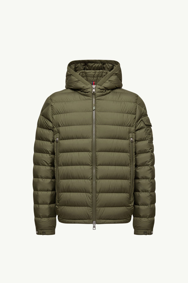 https://moncler-cdn.thron.com/api/v1/content-delivery/shares/dpx6uv/contents/K20911A00122549SK825_F/image/K20911A00122549SK825_F