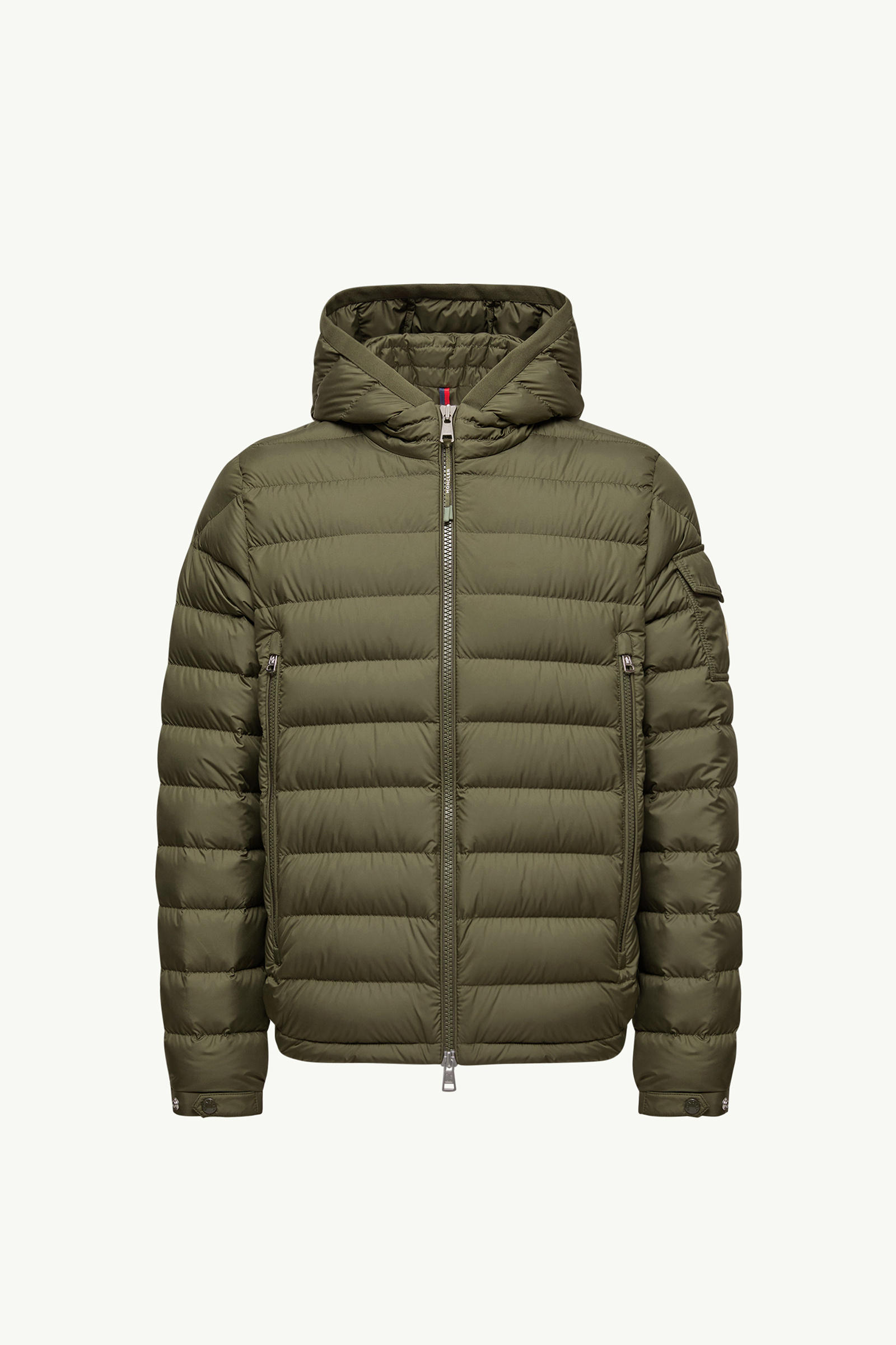 https://moncler-cdn.thron.com/api/v1/content-delivery/shares/dpx6uv/contents/K20911A00122549SK825_F/image/K20911A00122549SK825_F