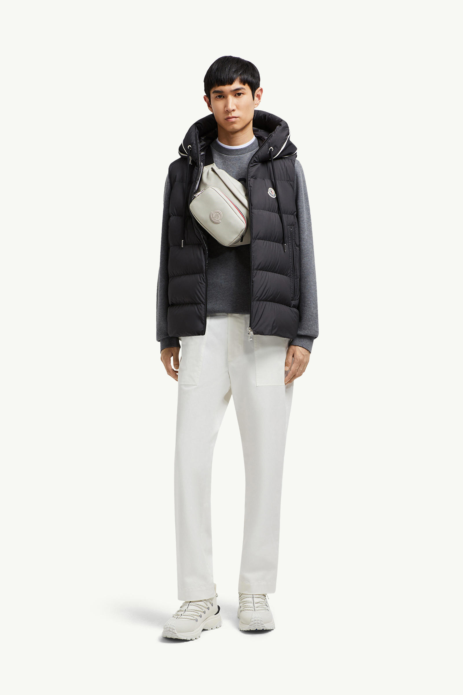 Cardamine Hooded Down Gilet Men Black Moncler 0