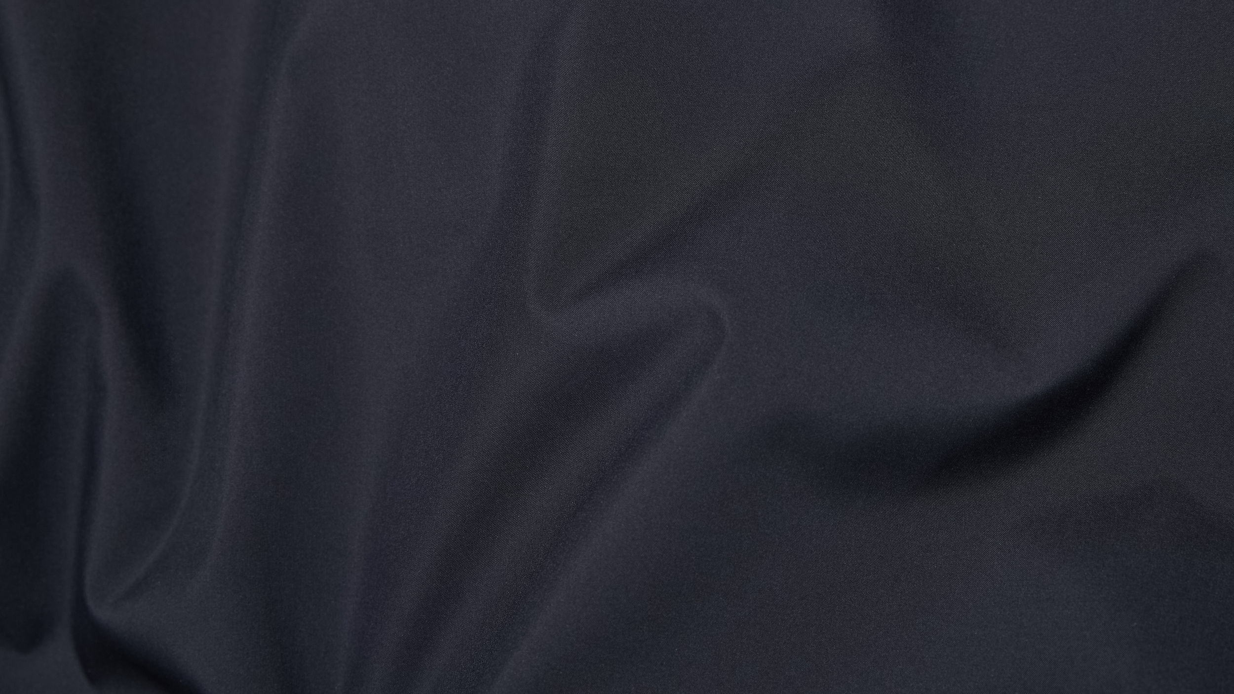 Slide 1 - product.feature.airsoftmaterial.title