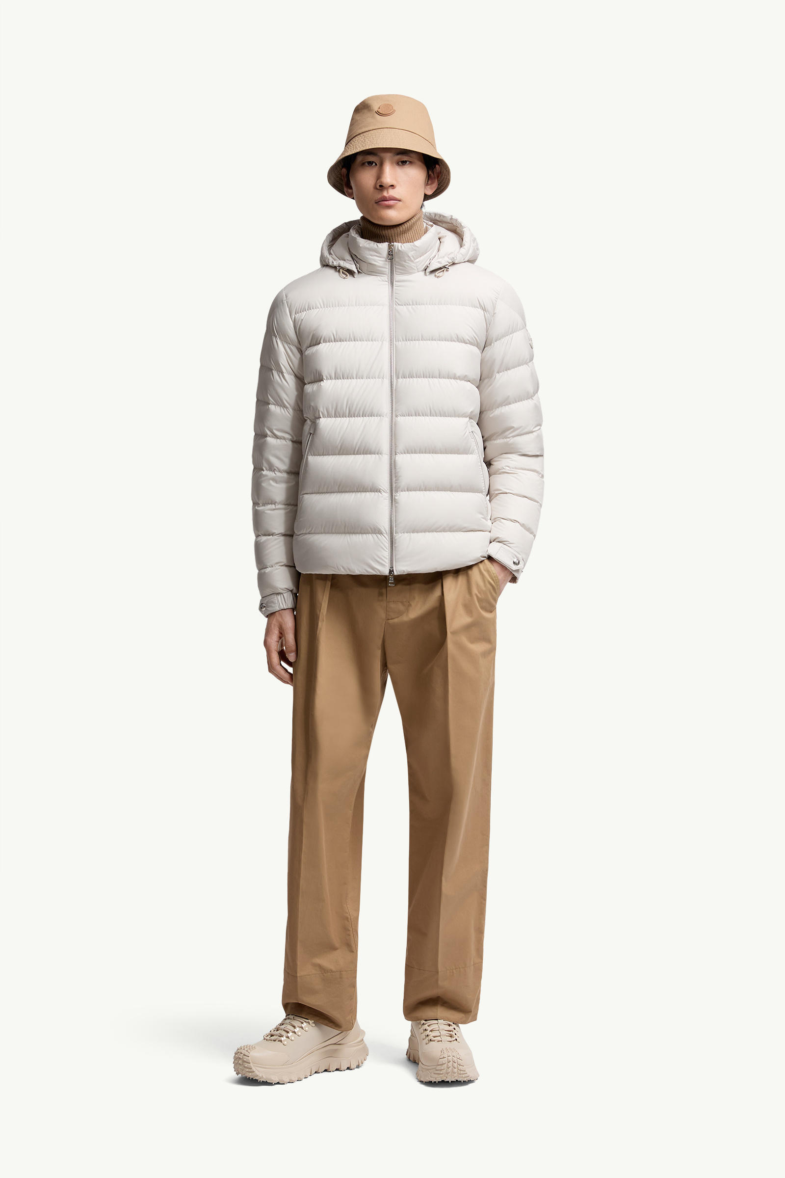 Arneb Hooded Short Down Jacket Men Ice Gray Moncler 0