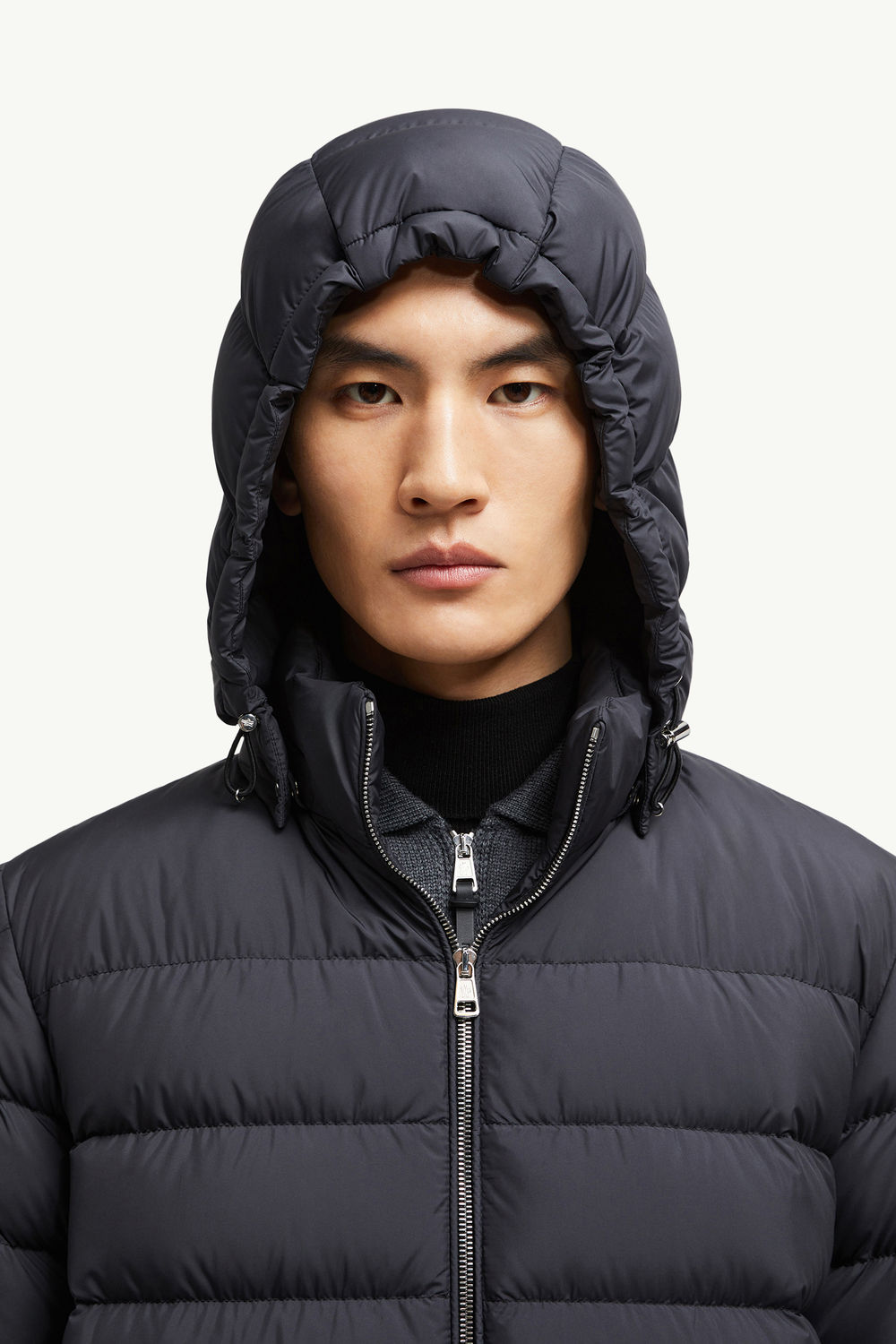 Arneb Hooded Short Down Jacket Men Black Moncler 6