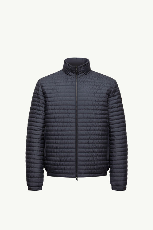 https://moncler-cdn.thron.com/api/v1/content-delivery/shares/dpx6uv/contents/K20911A00133597X2779_F/image/K20911A00133597X2779_F