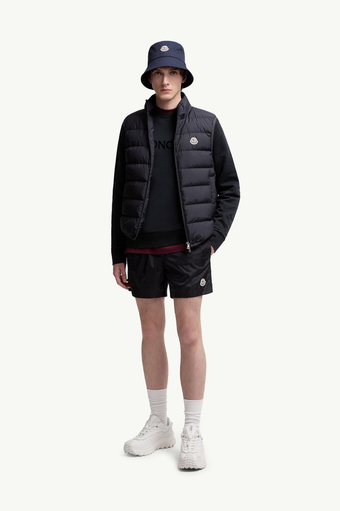 Contrin Down Vest Men Navy Blue Moncler 0