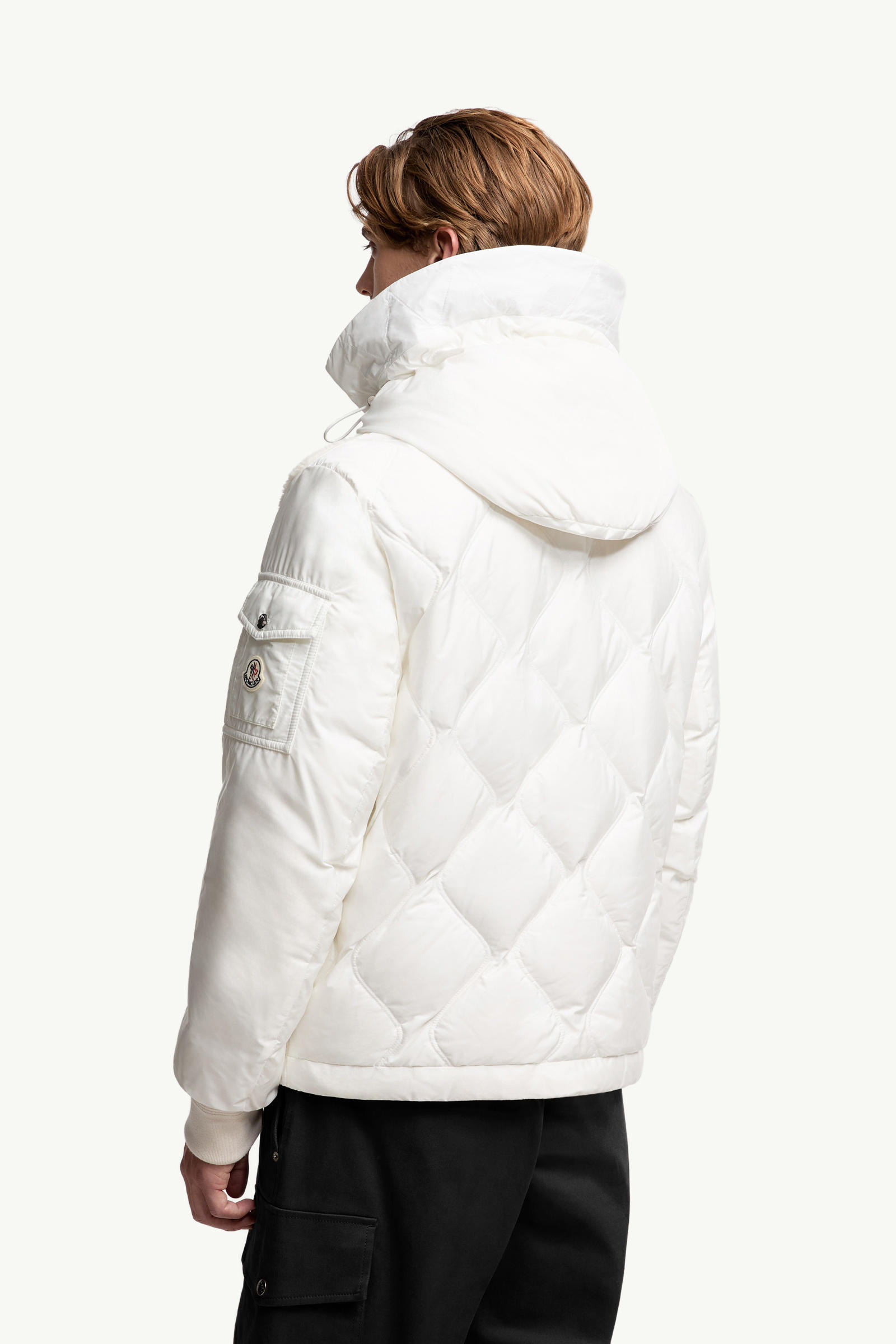 Auvurgne Hooded Teddy Short Down Jacket 남성 화이트 아이보리 Moncler 4