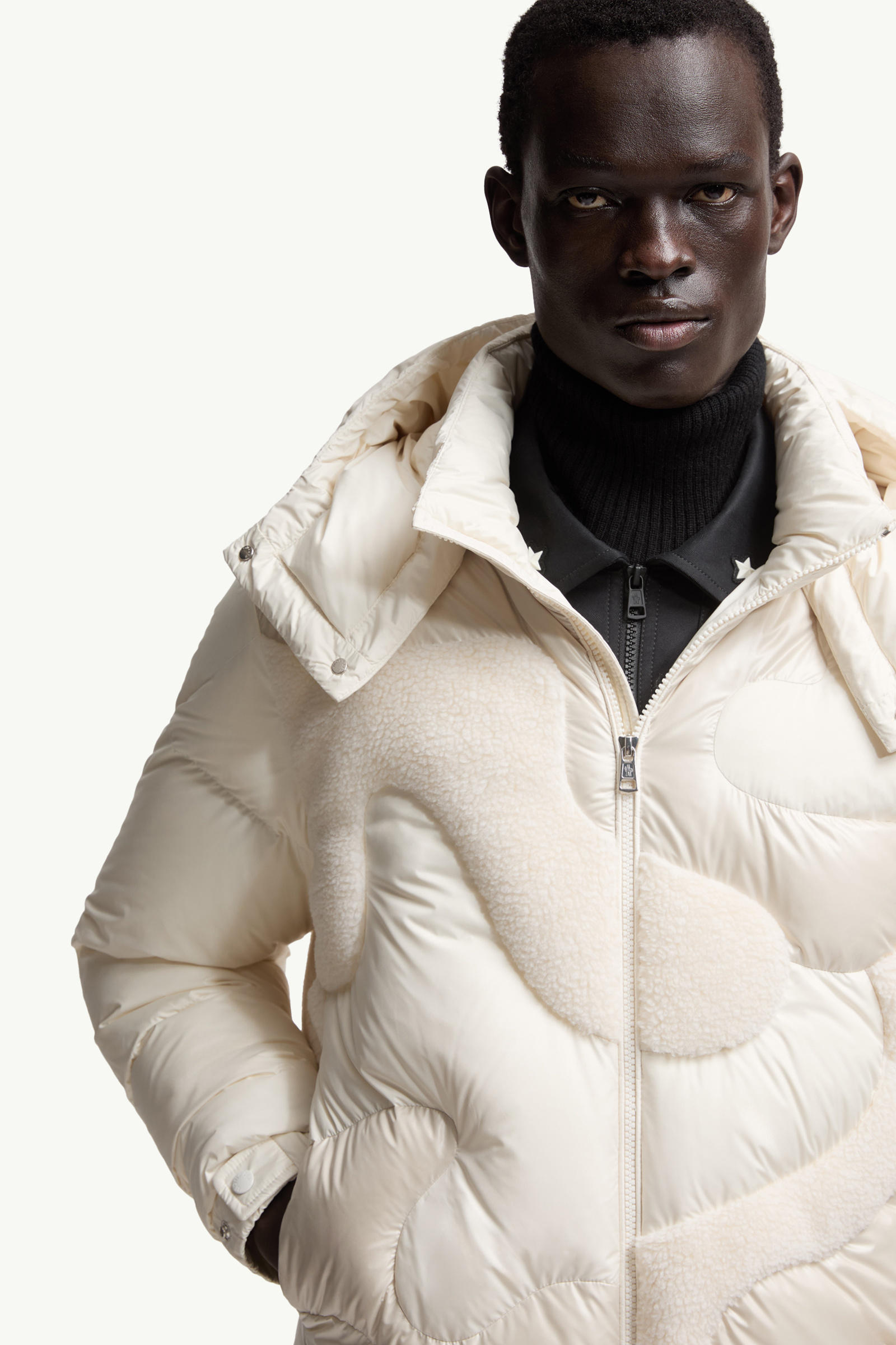 Plumífero corto con capucha de intarsia efecto peluche Candes Hombre Blanco Moncler 6